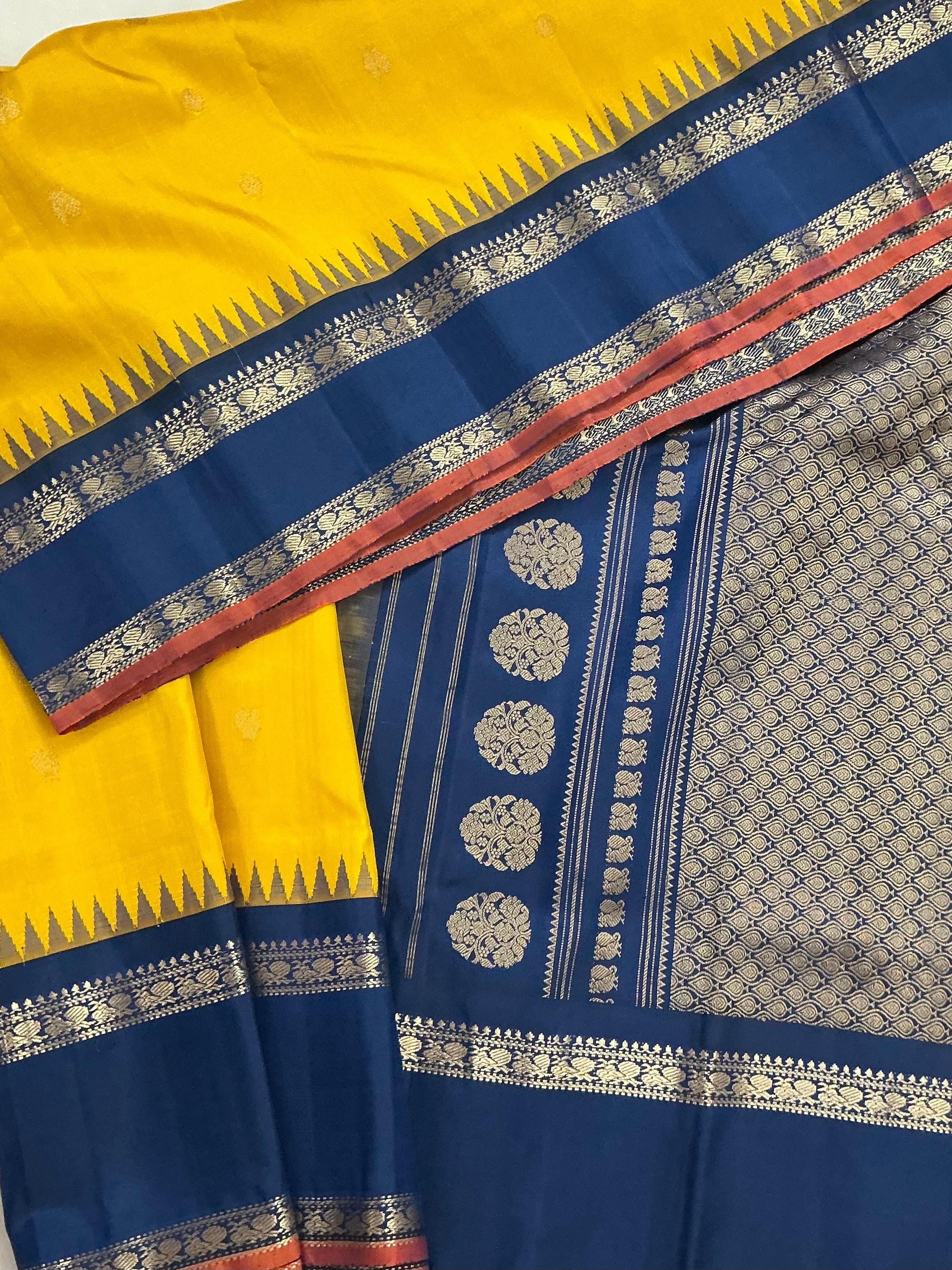 Kuttu Gadwal Silk