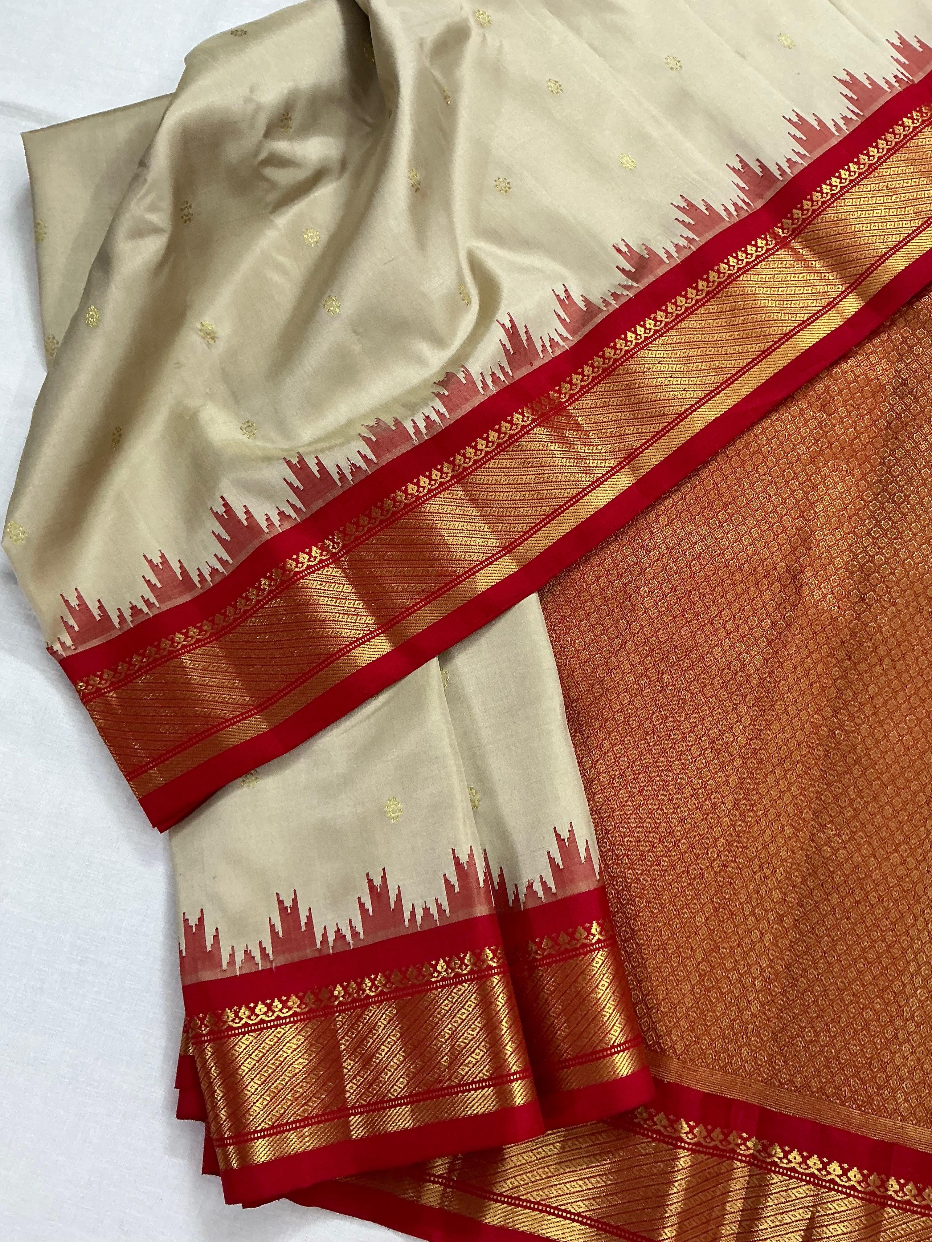 Kuttu Gadwal Silk