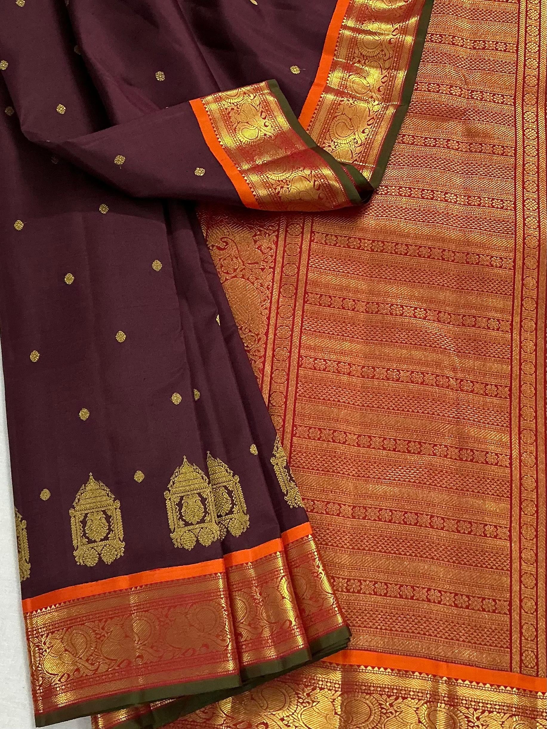 MYTHILI : Vintage Korvai Kanjivaram with Beetu Buttas