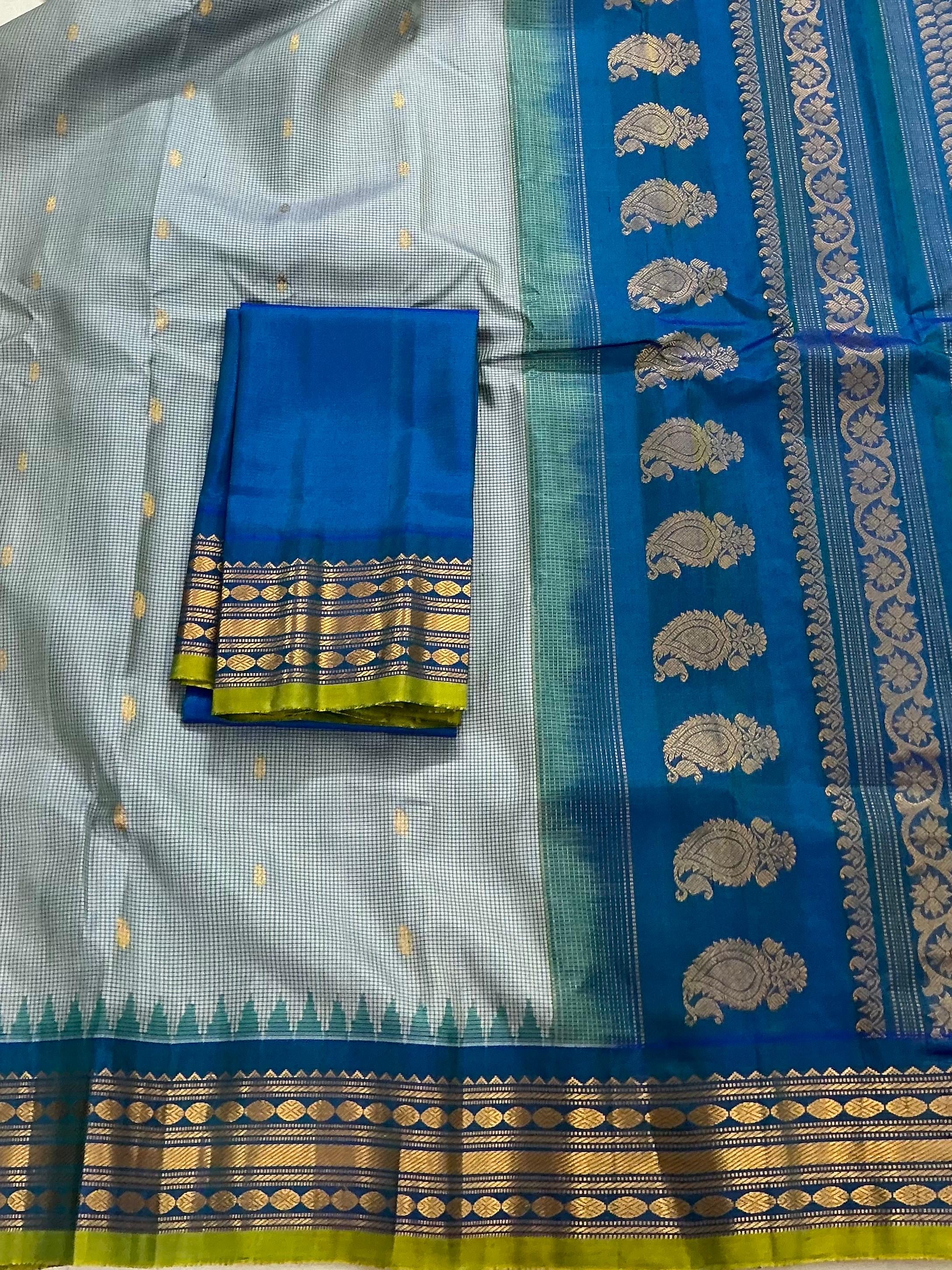 Kuttu Gadwal Silk