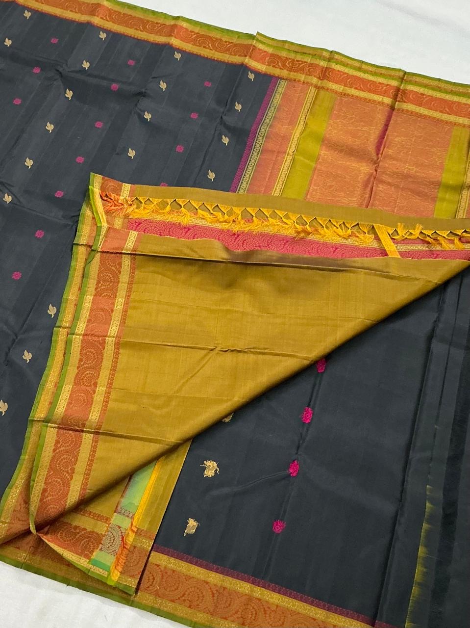 No Zari Kanjivaram Soft Silk