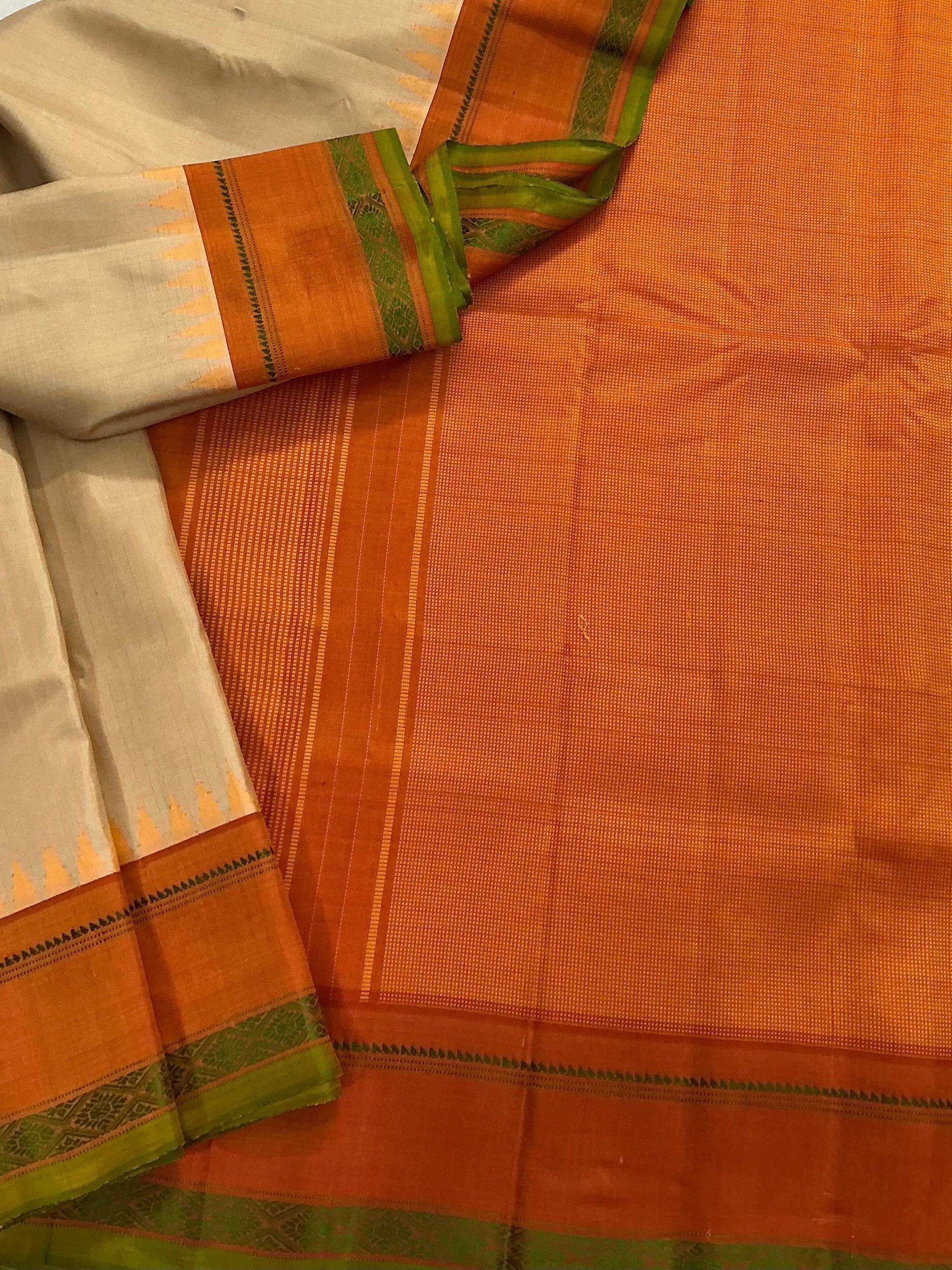 Kuttu Gadwal Silk