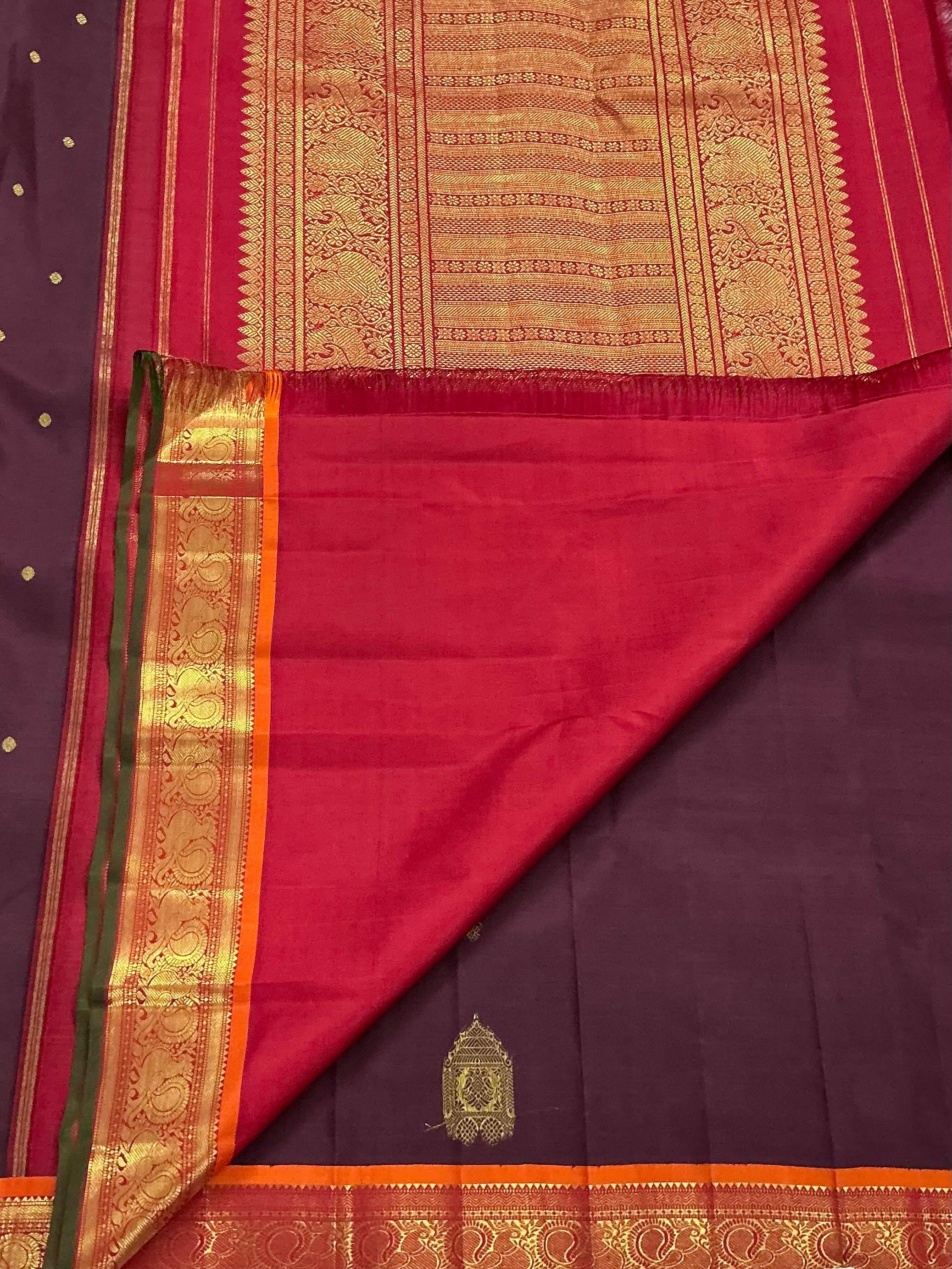 MYTHILI : Vintage Korvai Kanjivaram with Beetu Buttas