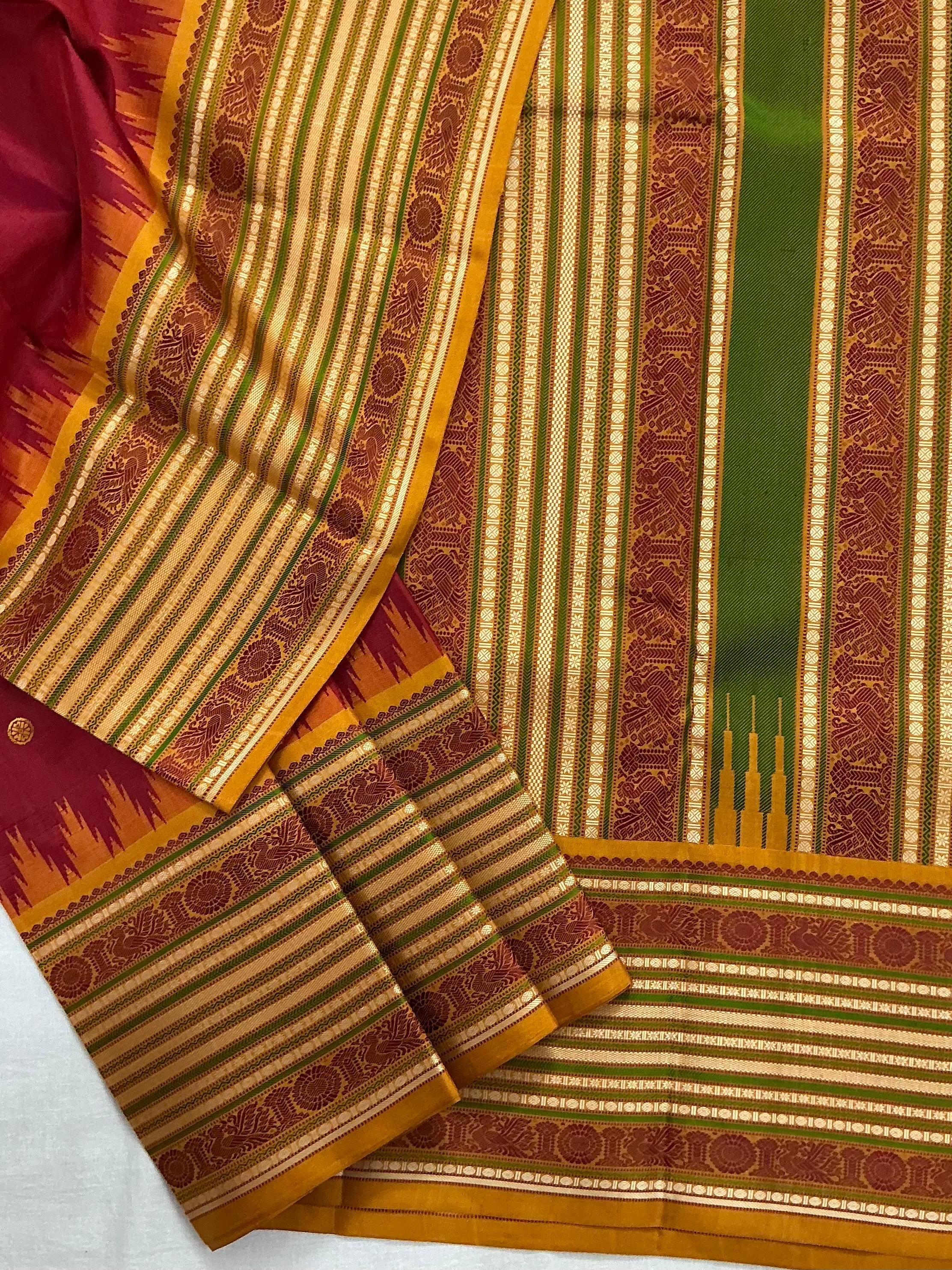 No Zari Korvai Kanjivaram Silk (Earthy Red)