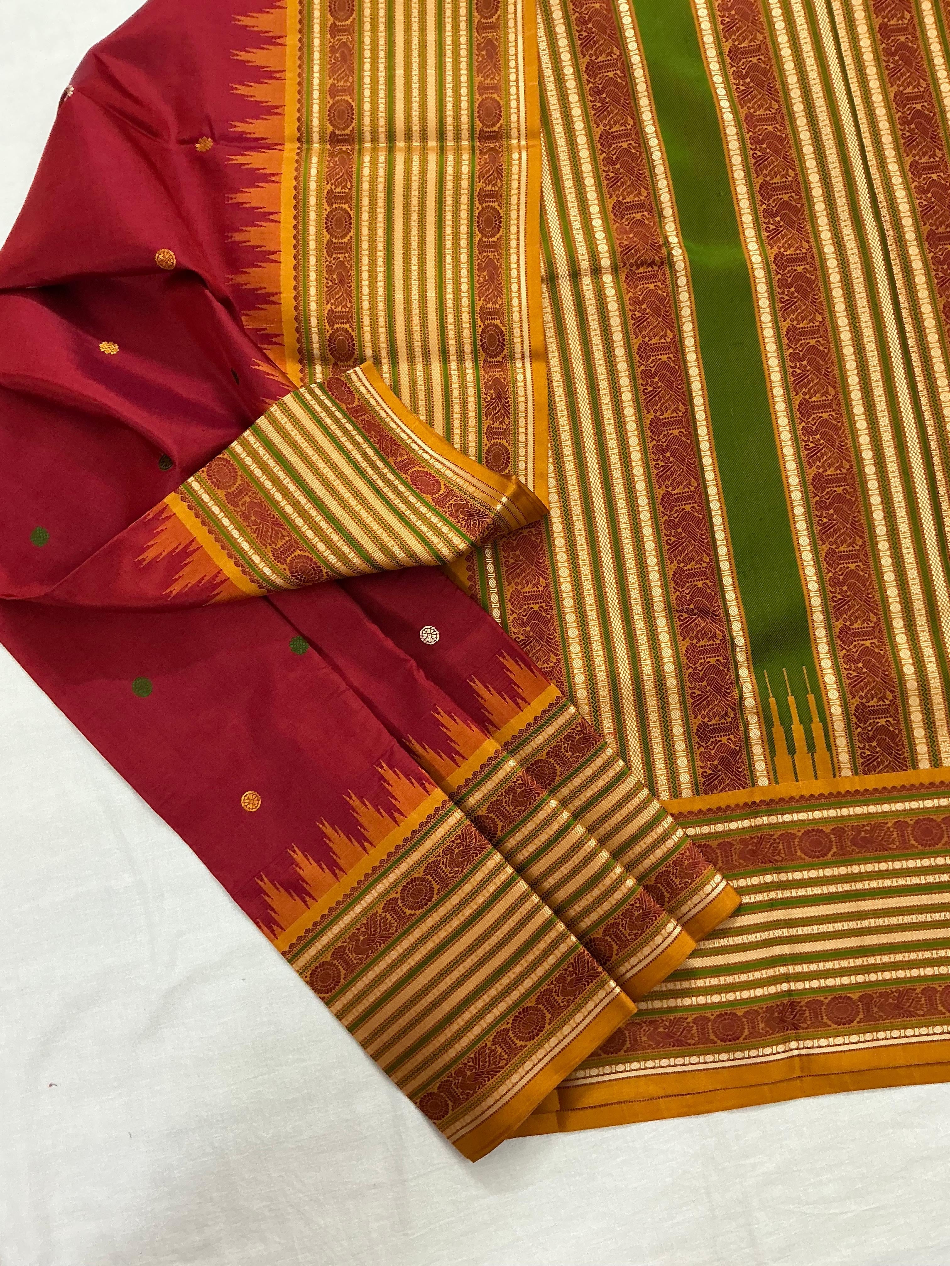 No Zari Korvai Kanjivaram Silk (Earthy Red)