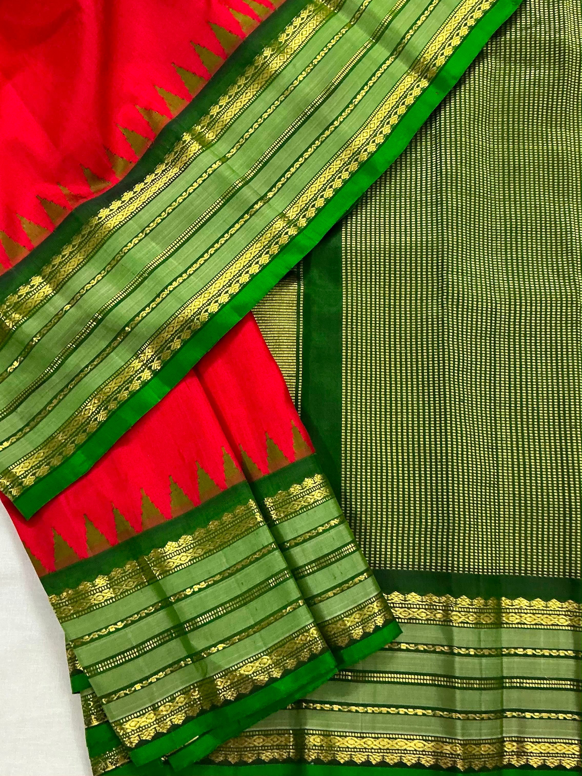Kuttu Gadwal Silk