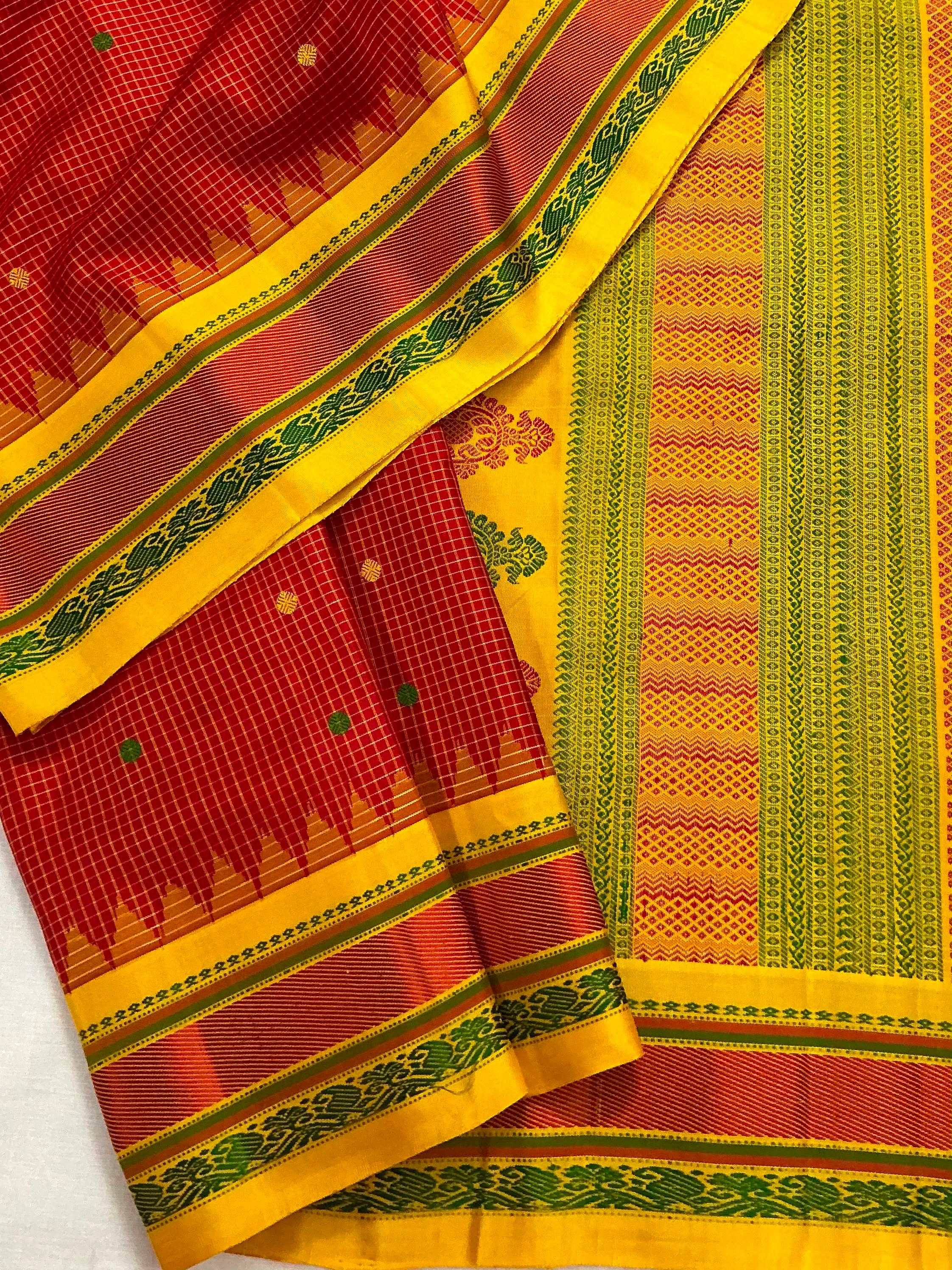 Kuttu Gadwal Silk
