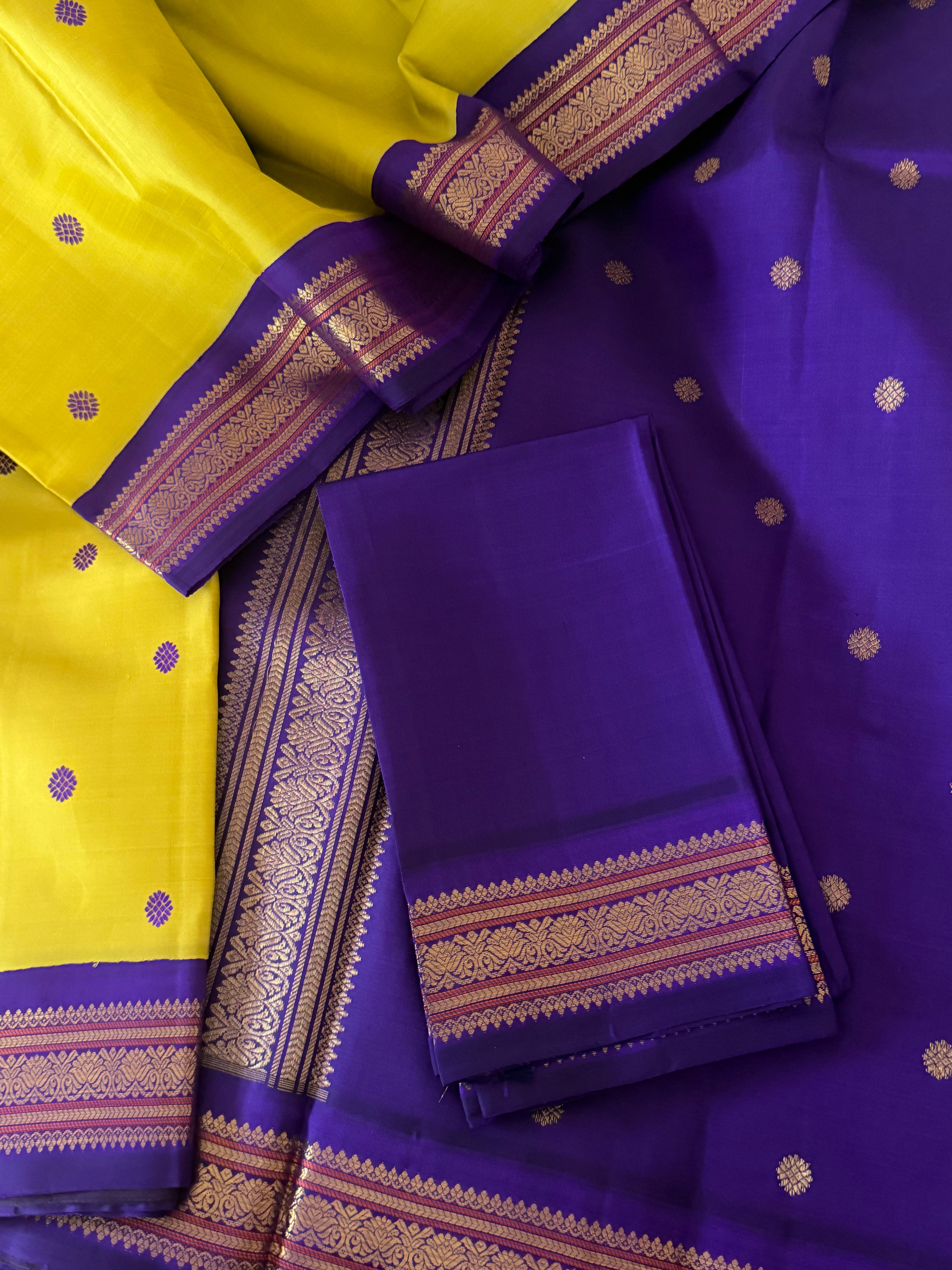 MYTHILI : Vintage Korvai Kanjivaram (Sampanga Green)