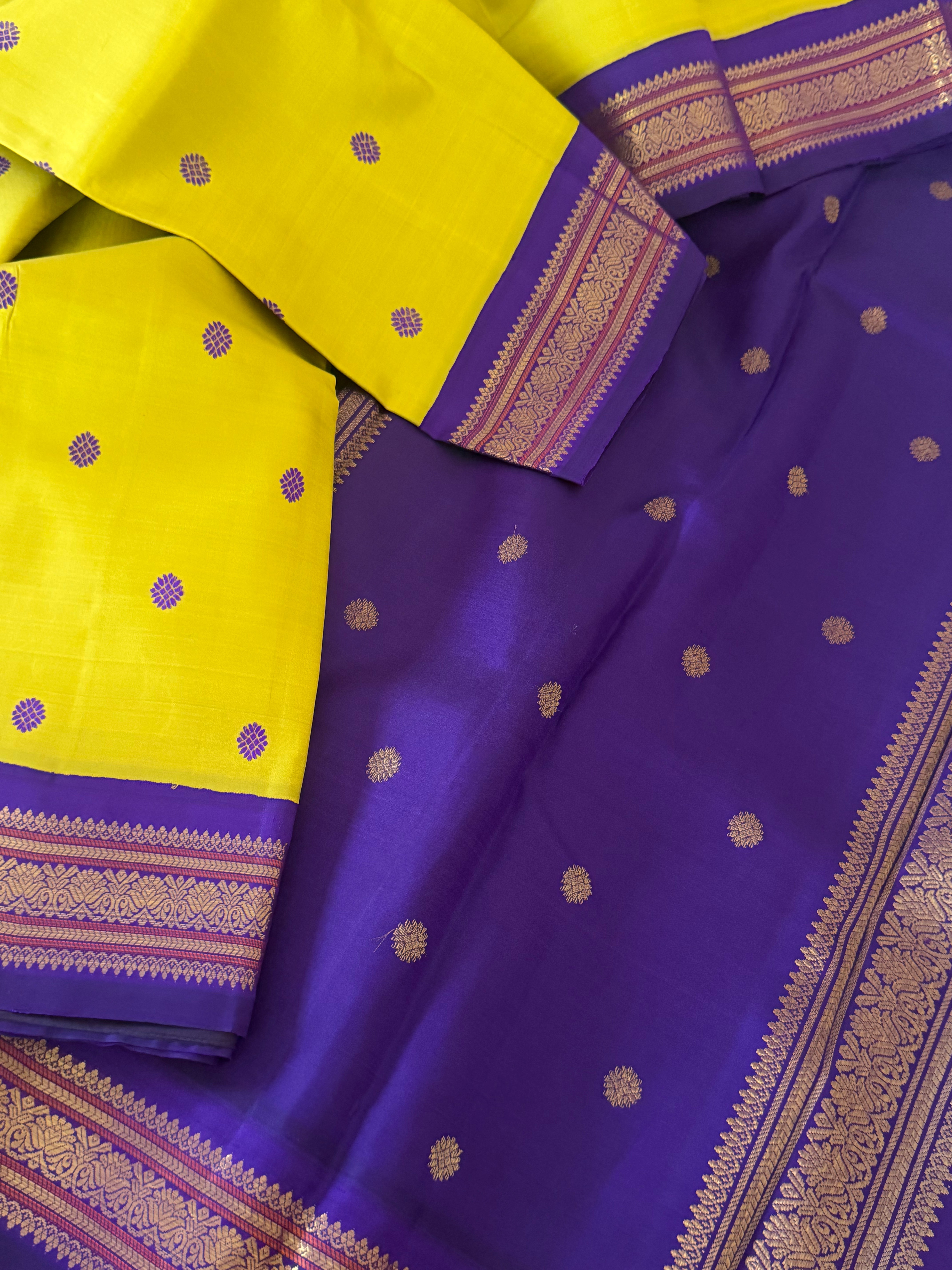MYTHILI : Vintage Korvai Kanjivaram (Sampanga Green)