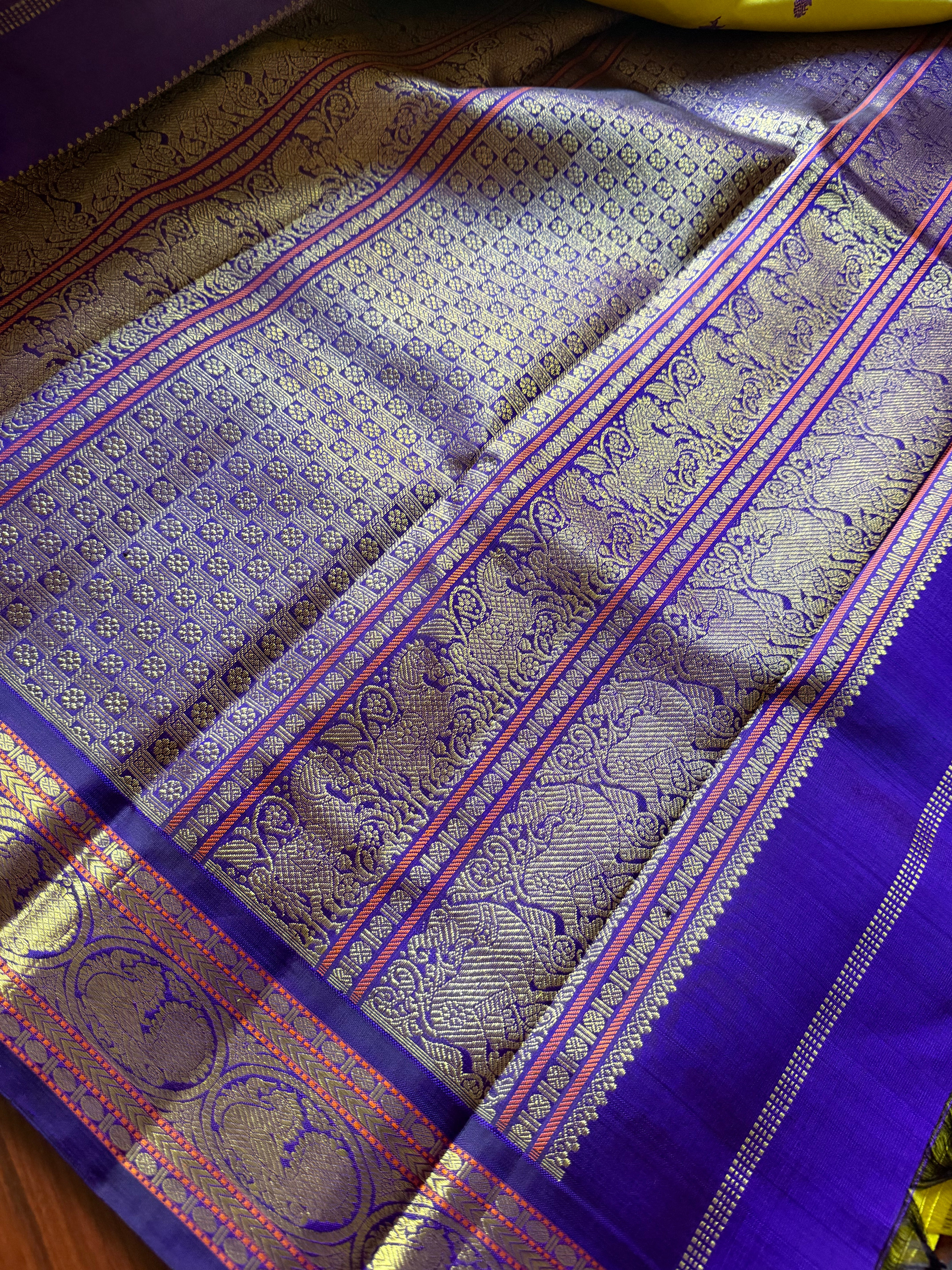 MYTHILI:  Sampanga (Gandaberunda buttas)