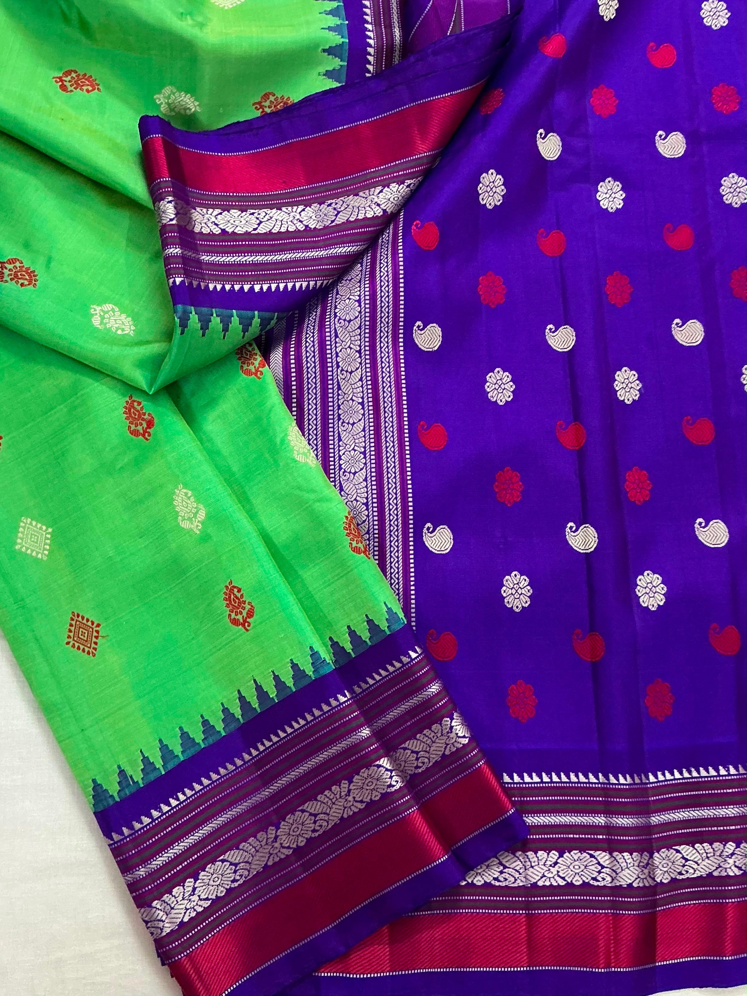 Kuttu Gadwal Silk
