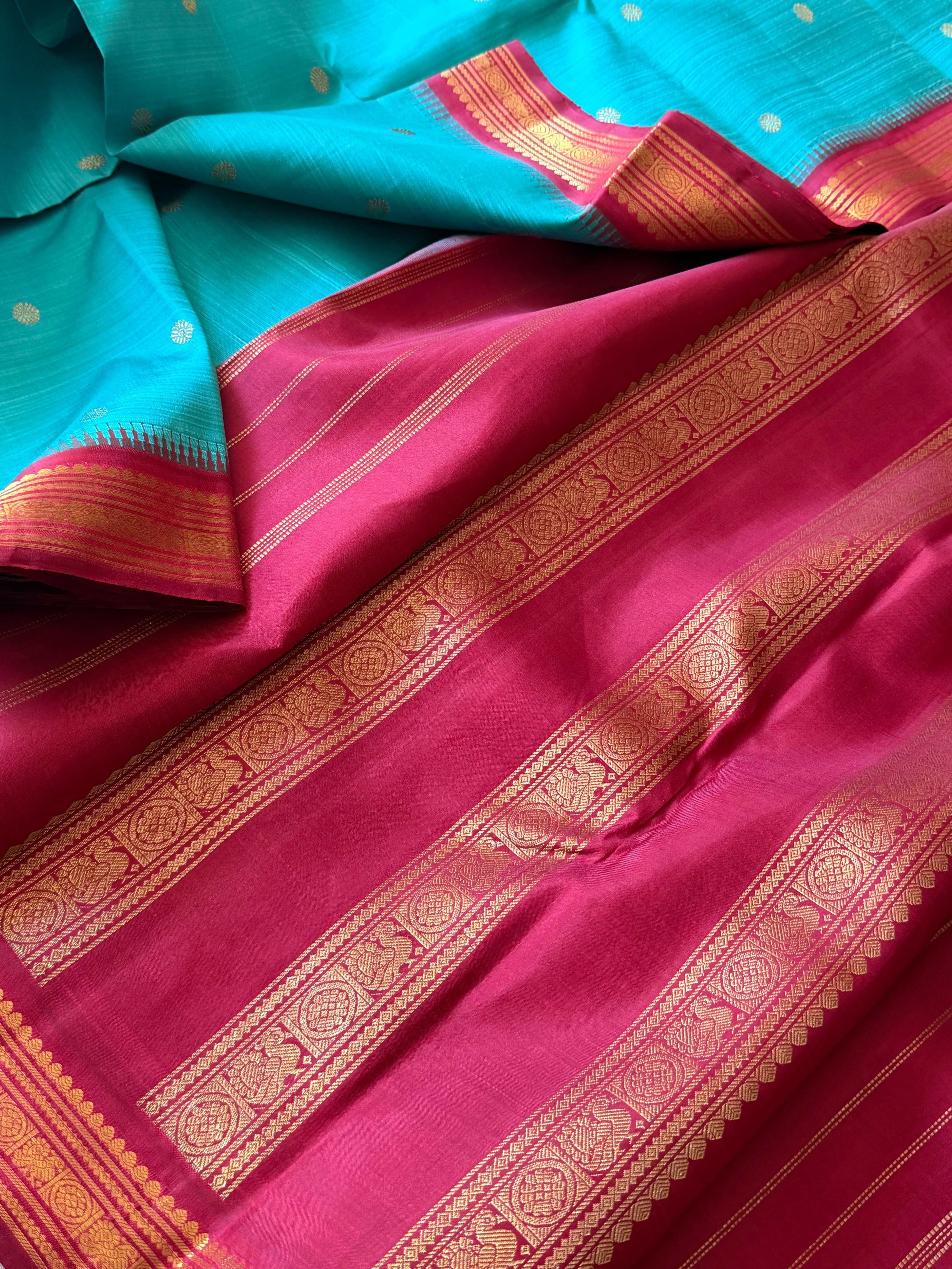 Maathey : Small border Korvai Kanjivaram Silk