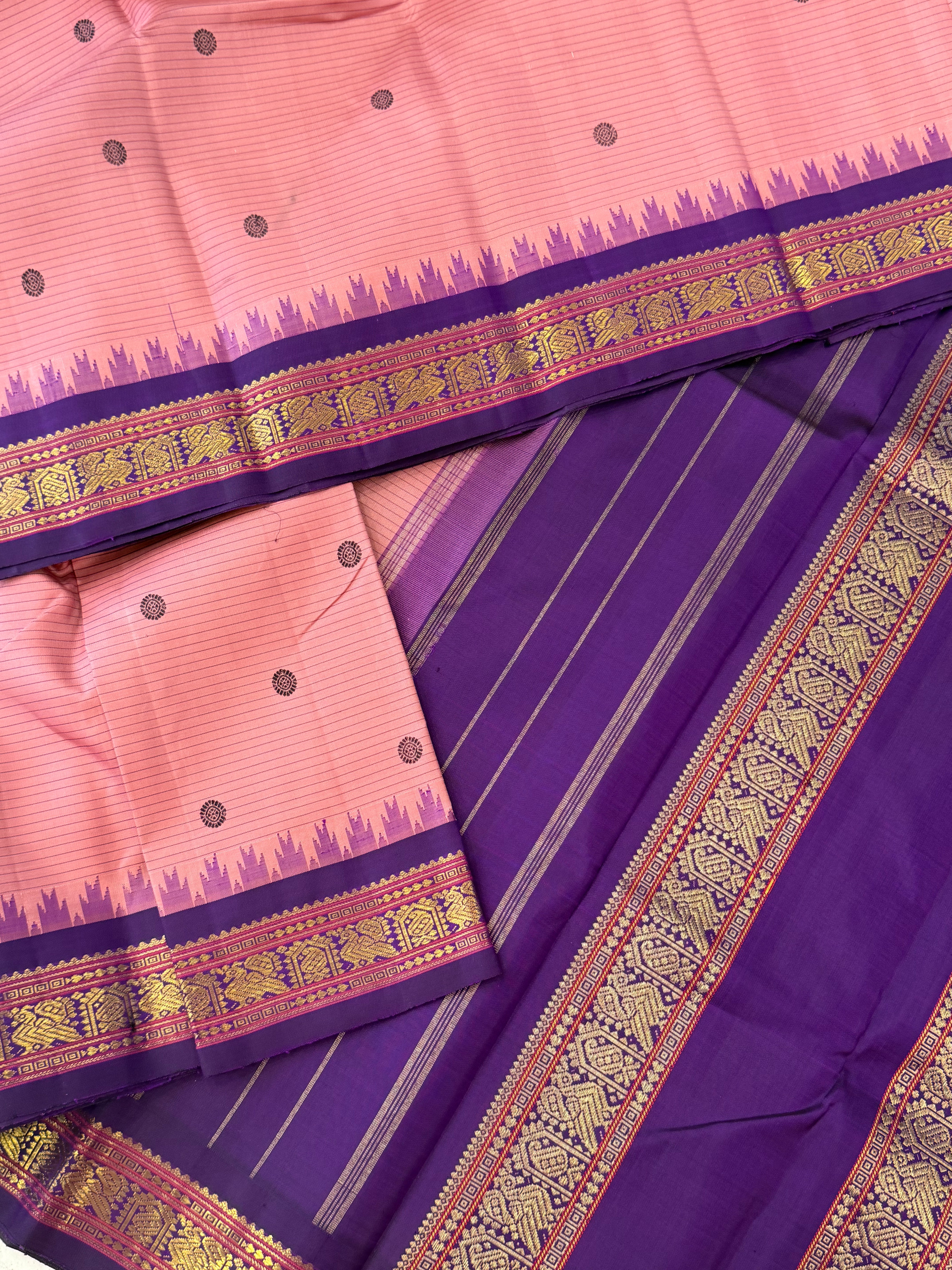 Maathey : Korvai Kanjvaram with temple borders