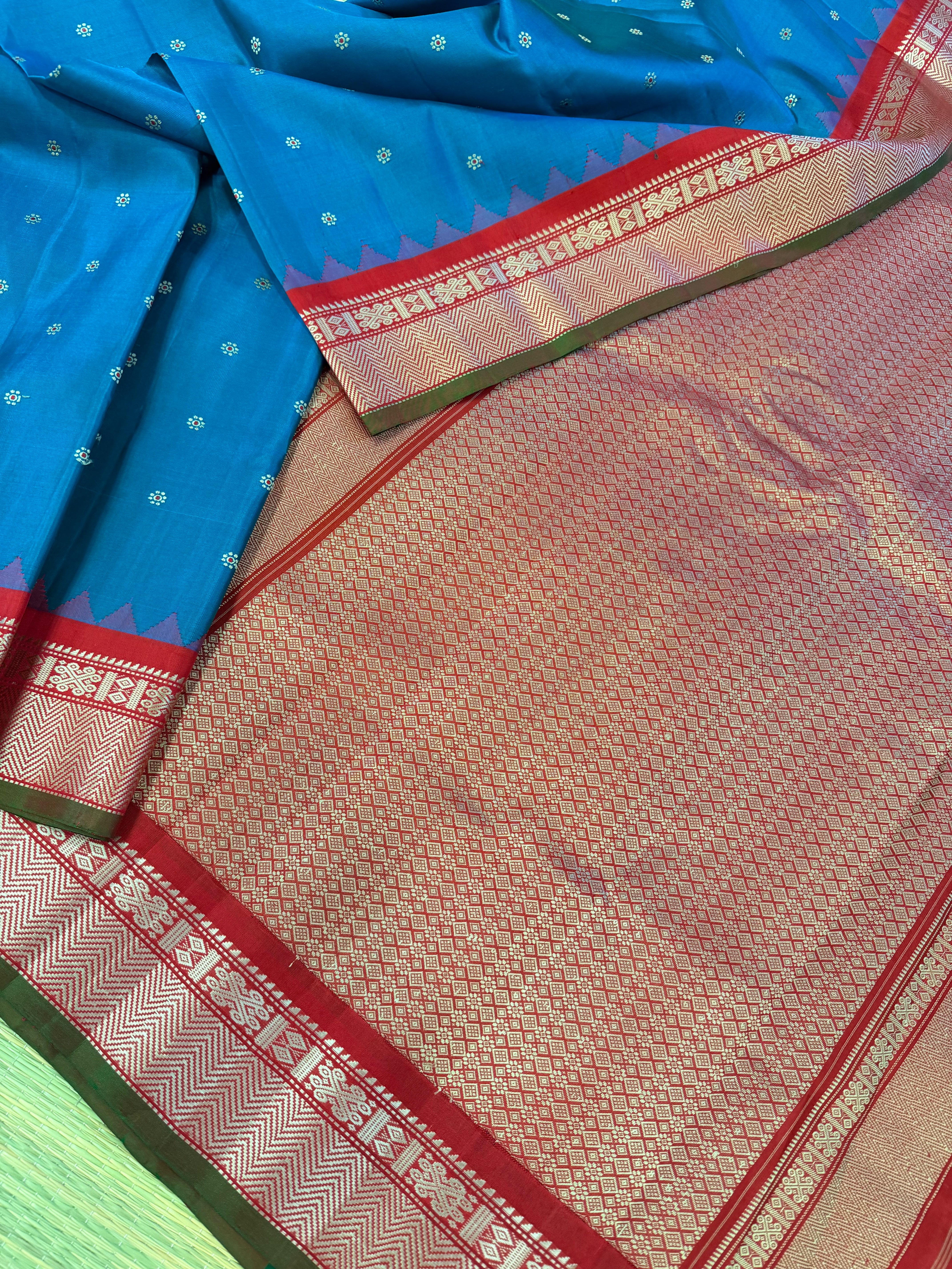 Gadwal Silk