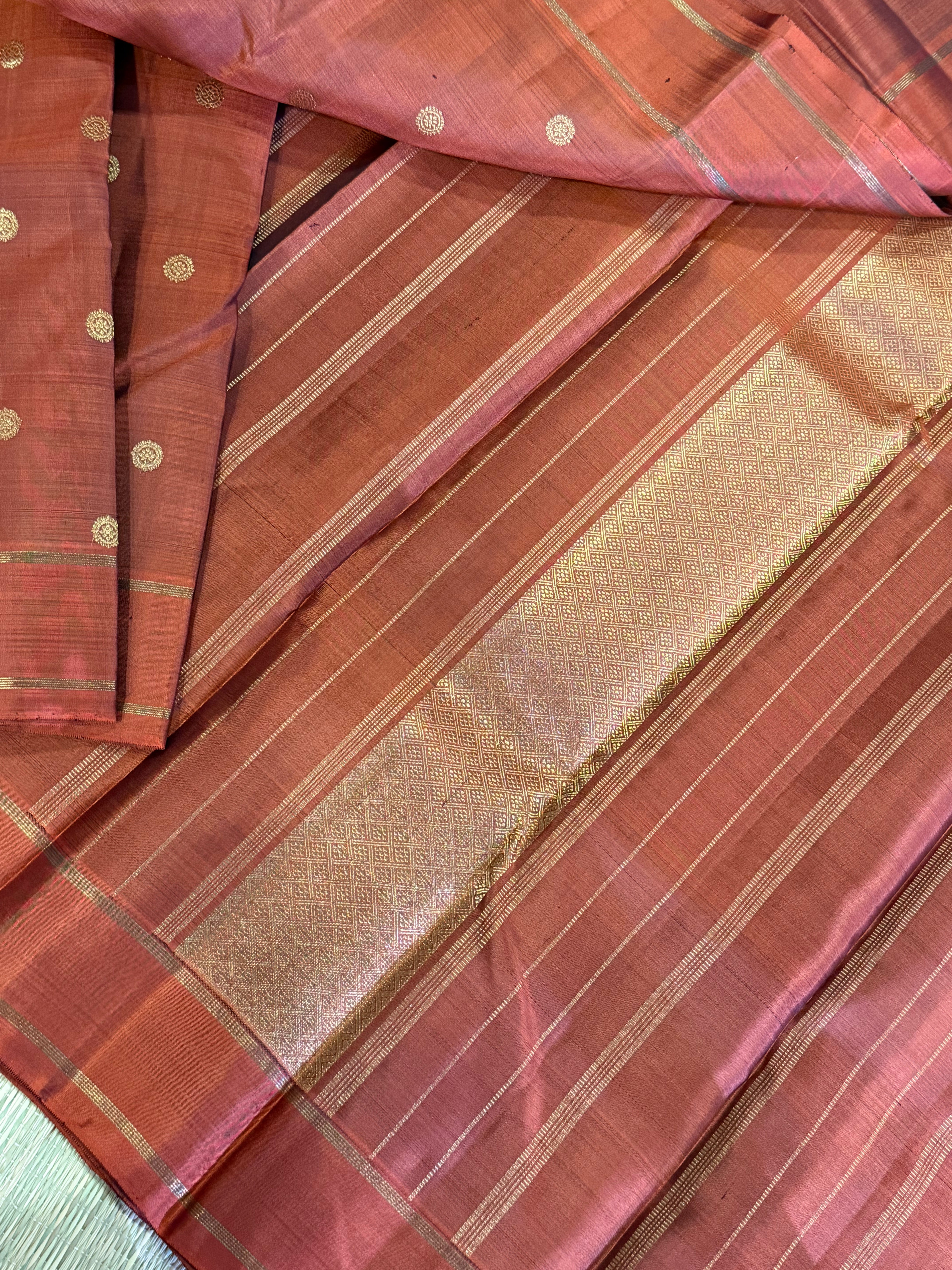 Swara - Essential Kanjivarams