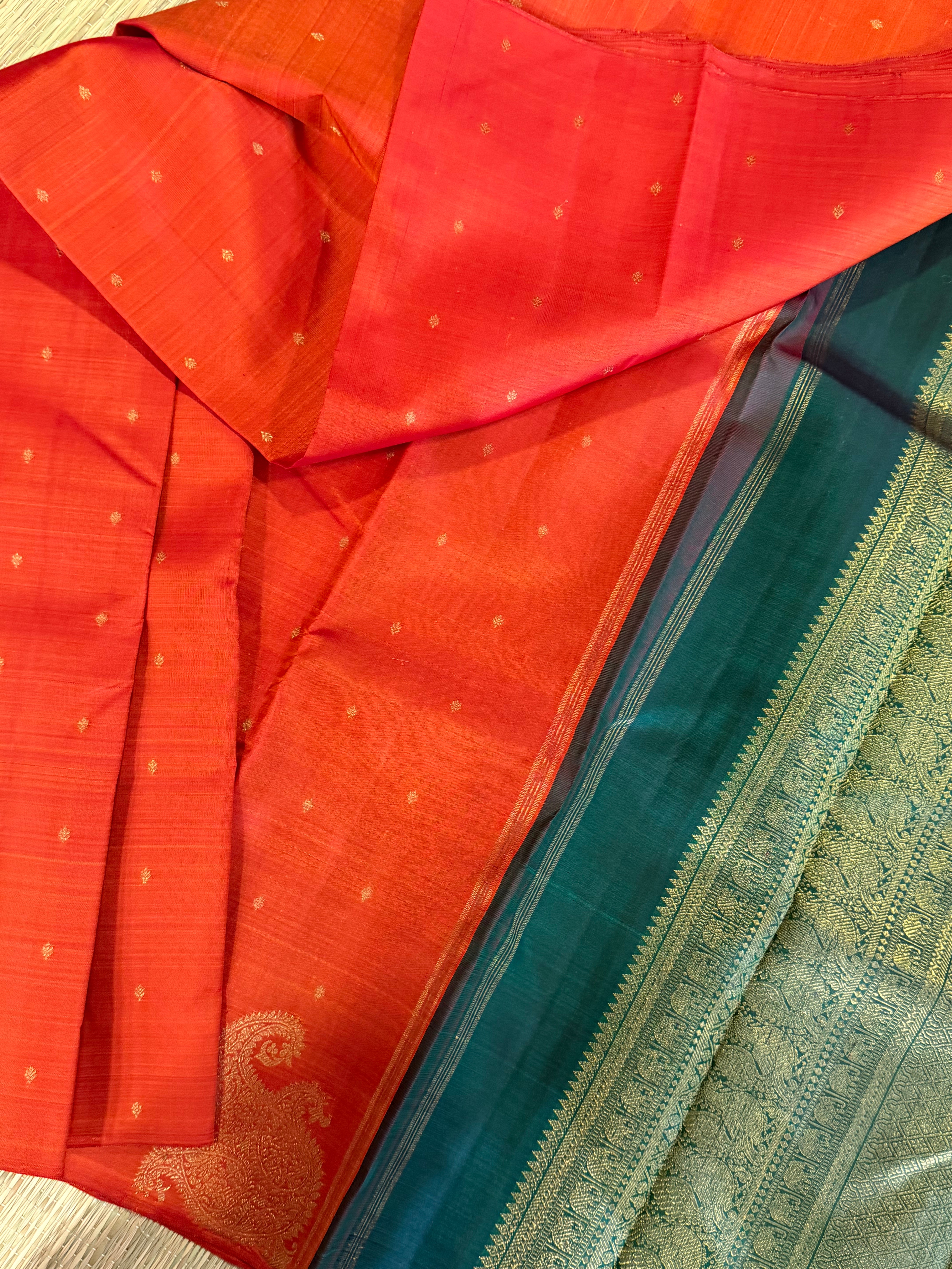 Swara - Essential Kanjivarams