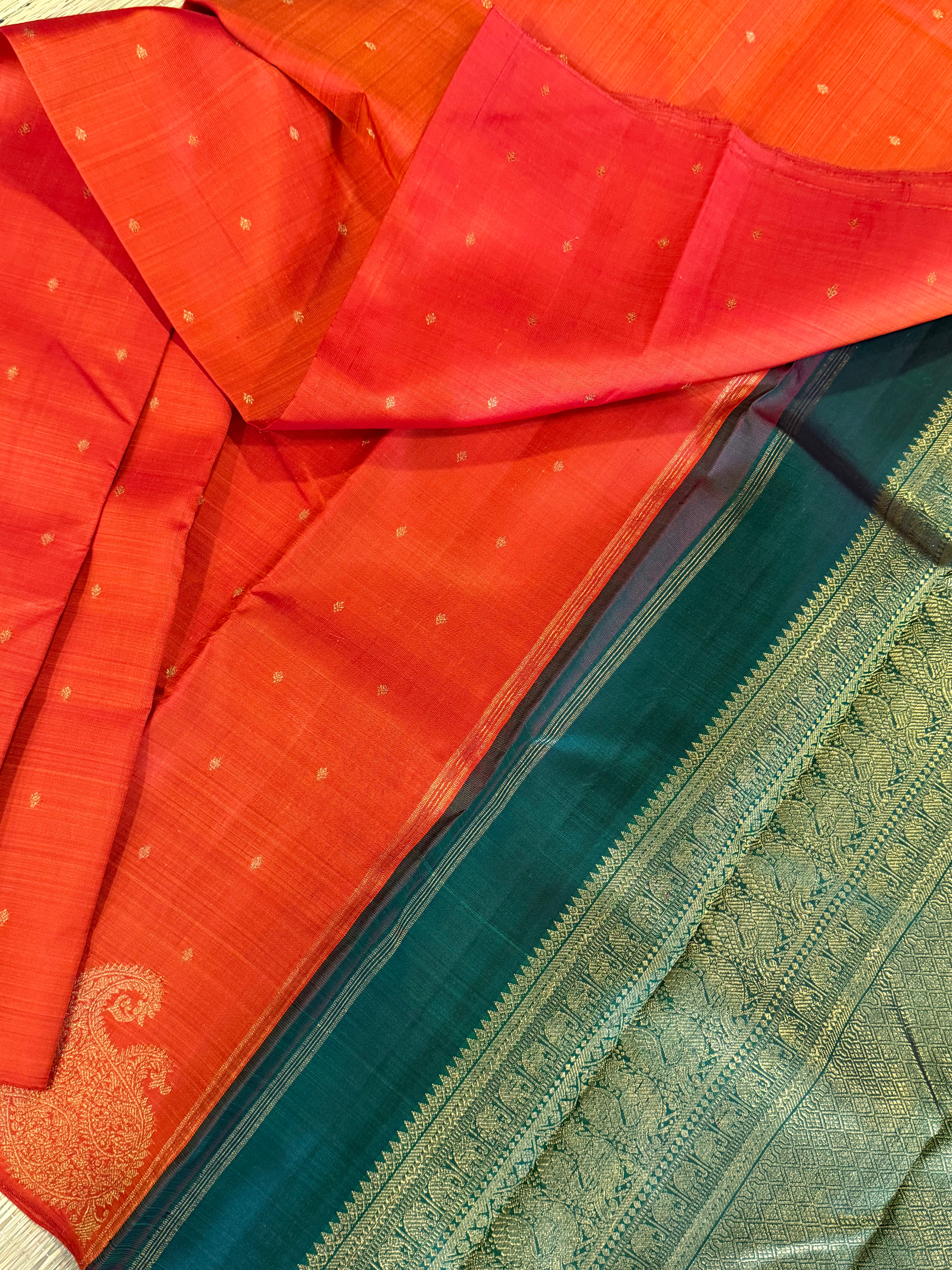 Swara - Essential Kanjivarams