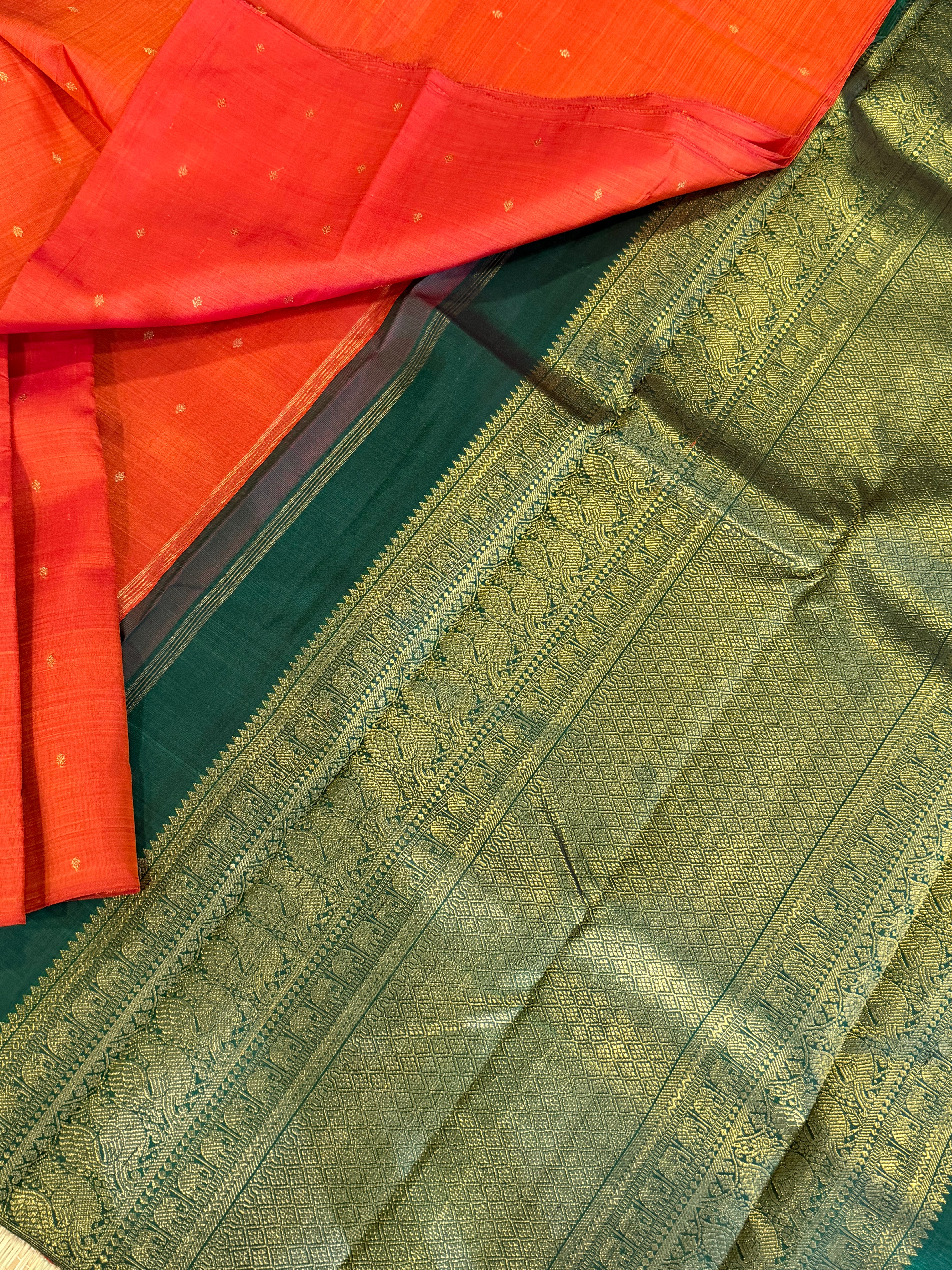 Swara - Essential Kanjivarams