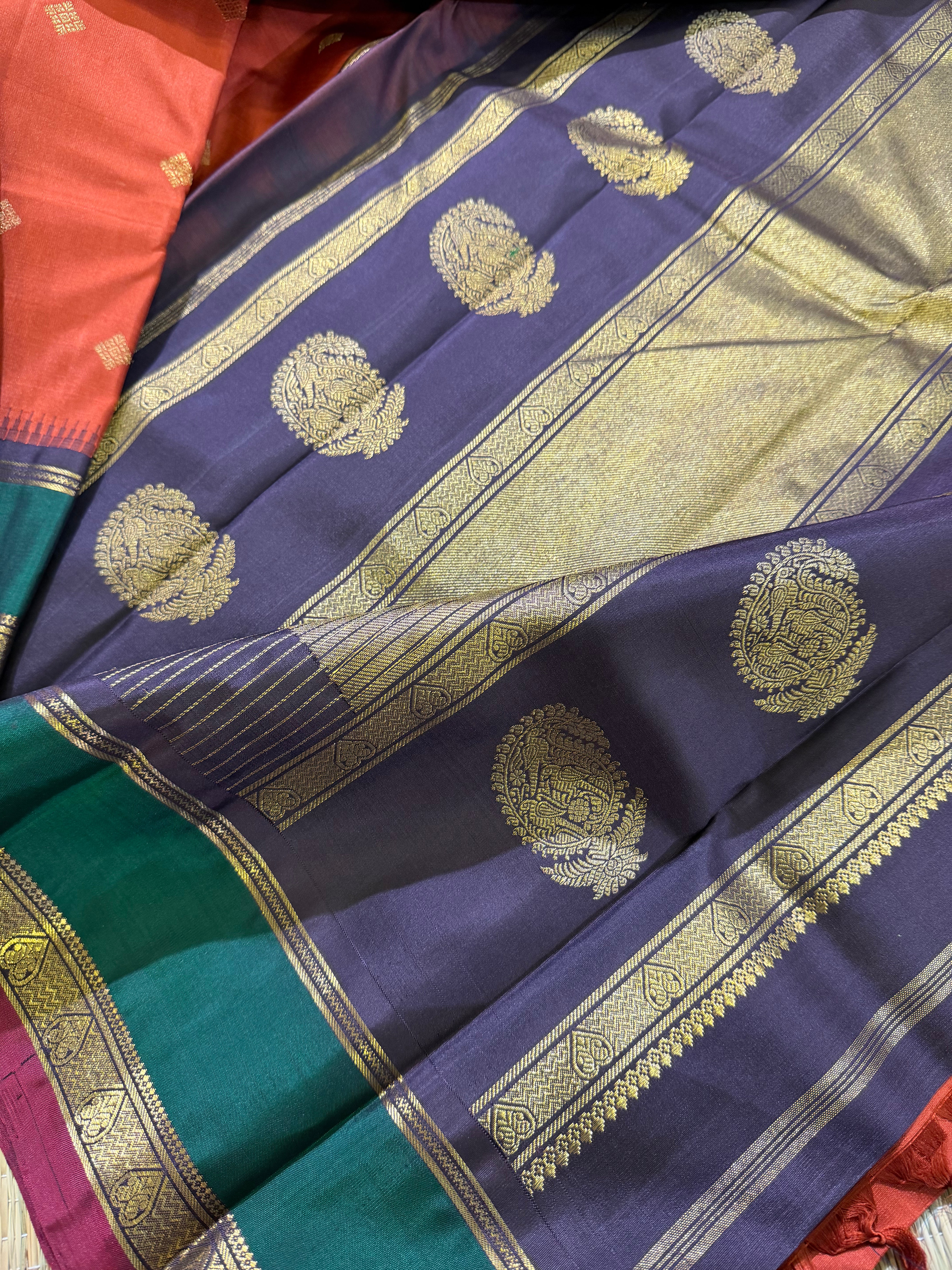 Maathey : Korvai Kanjvaram with temple borders