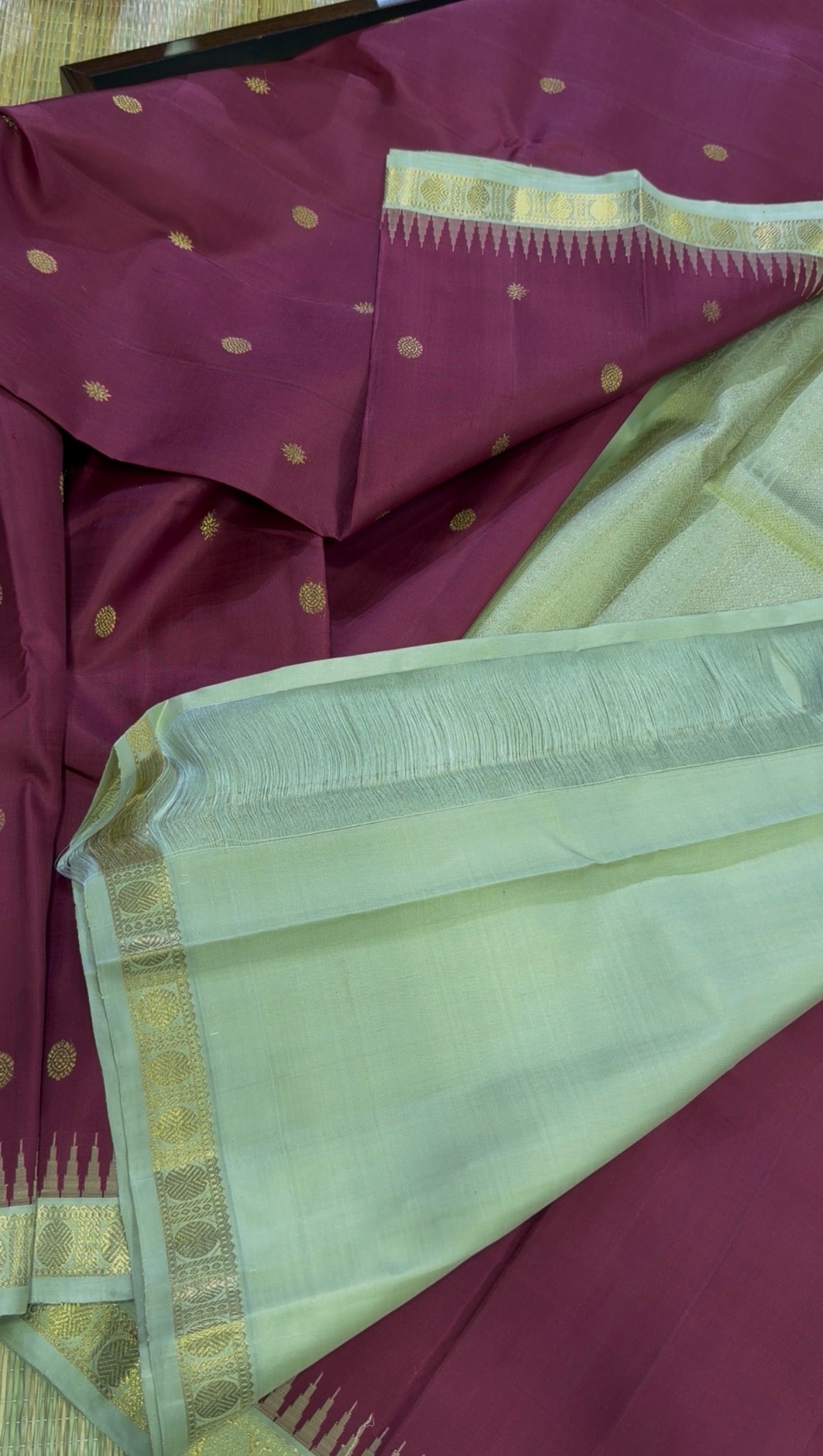 Maathey : Korvai Kanjvaram with temple borders