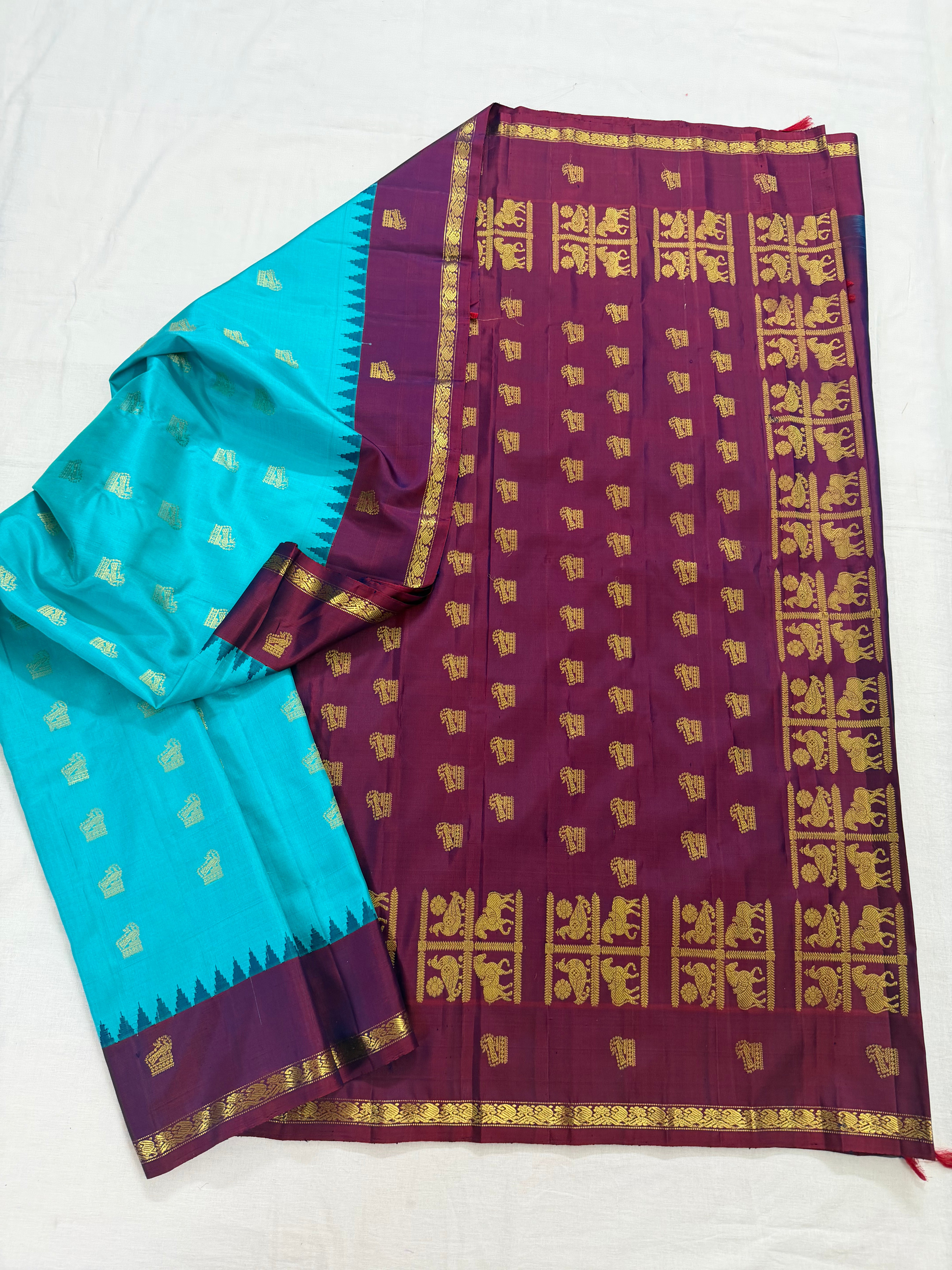 Kuttu Gadwal Silk