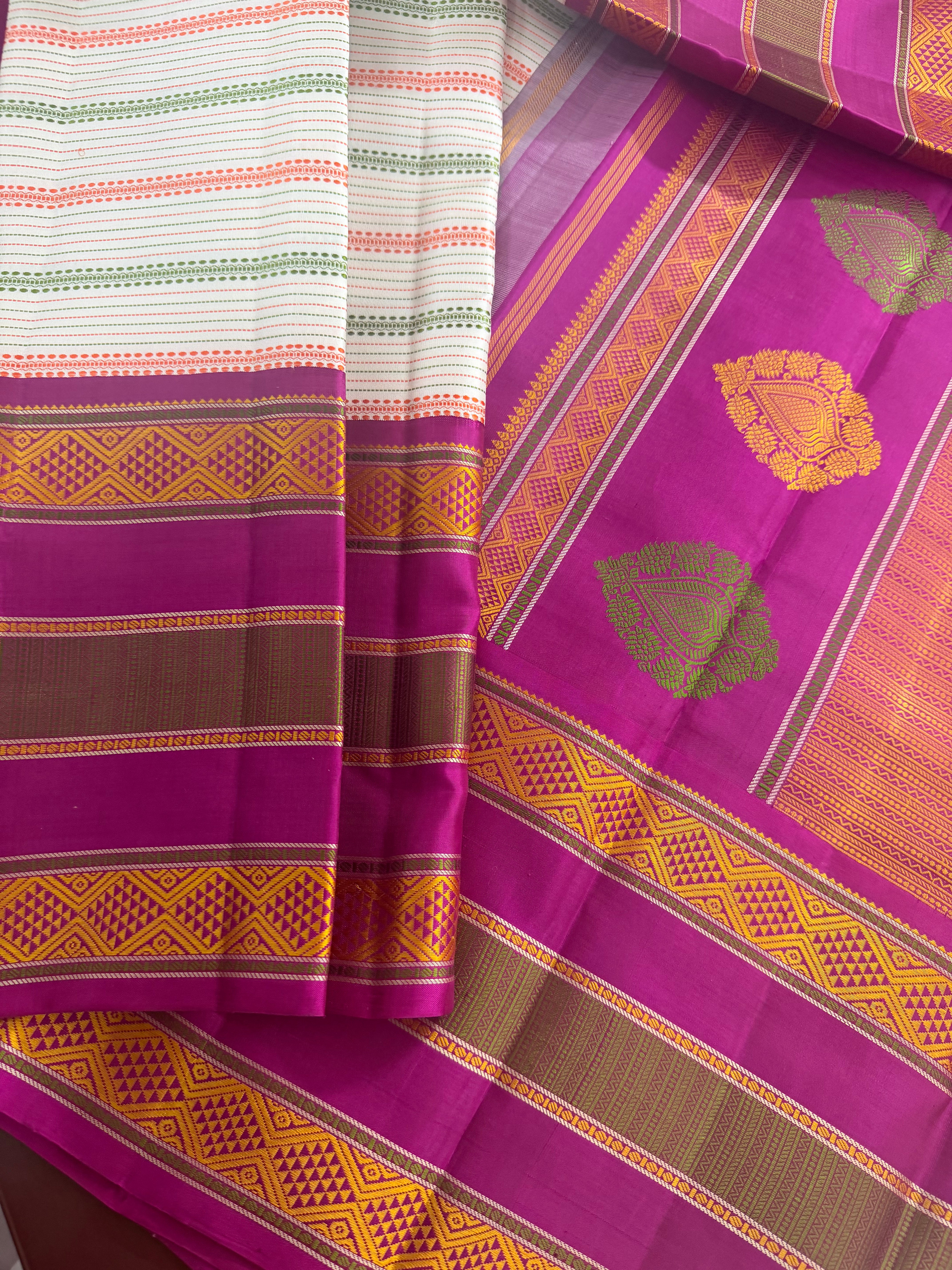 No Zari Korvai Kanjivaram Silk (Offwhite)