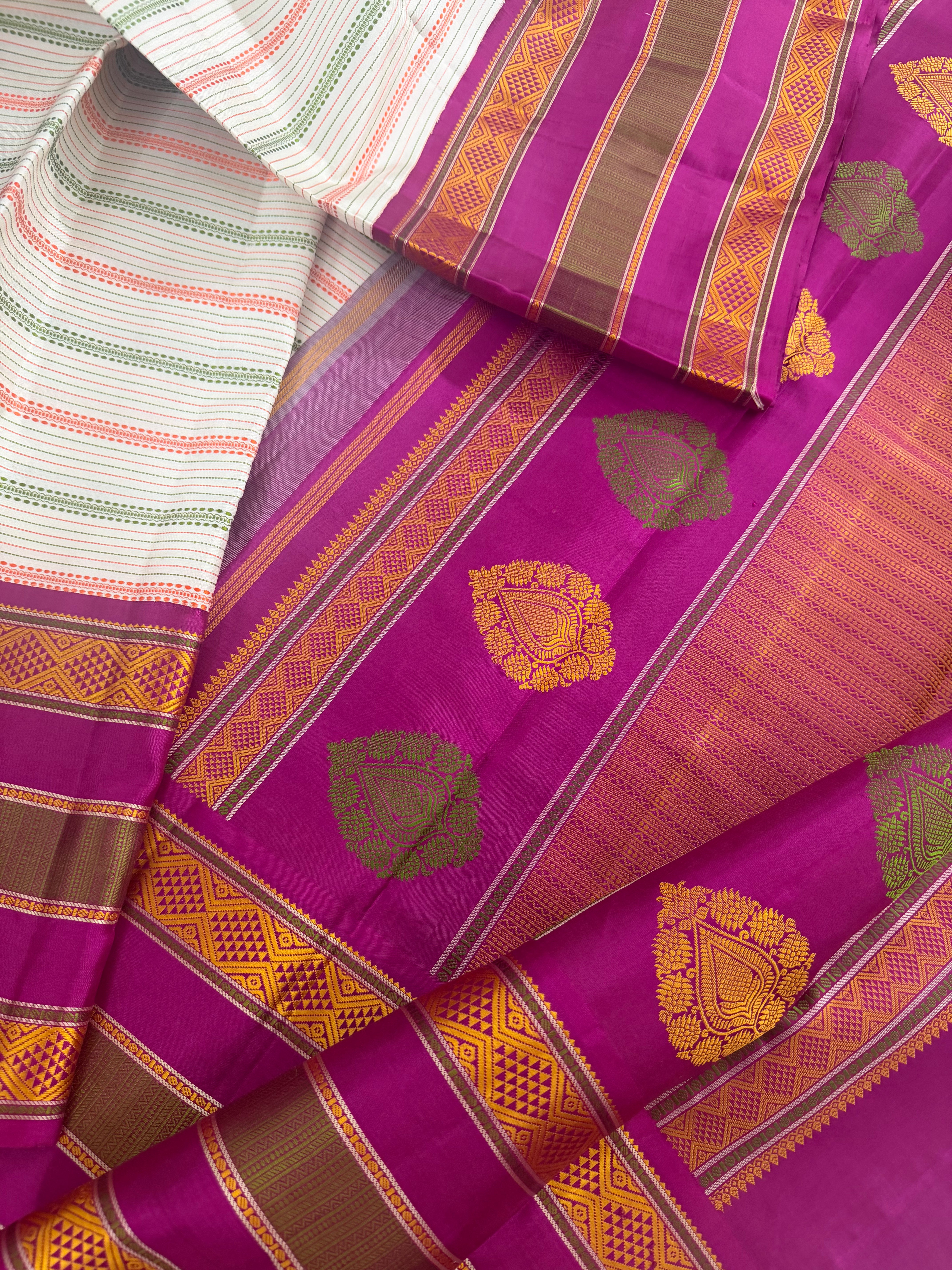 No Zari Korvai Kanjivaram Silk (Offwhite)