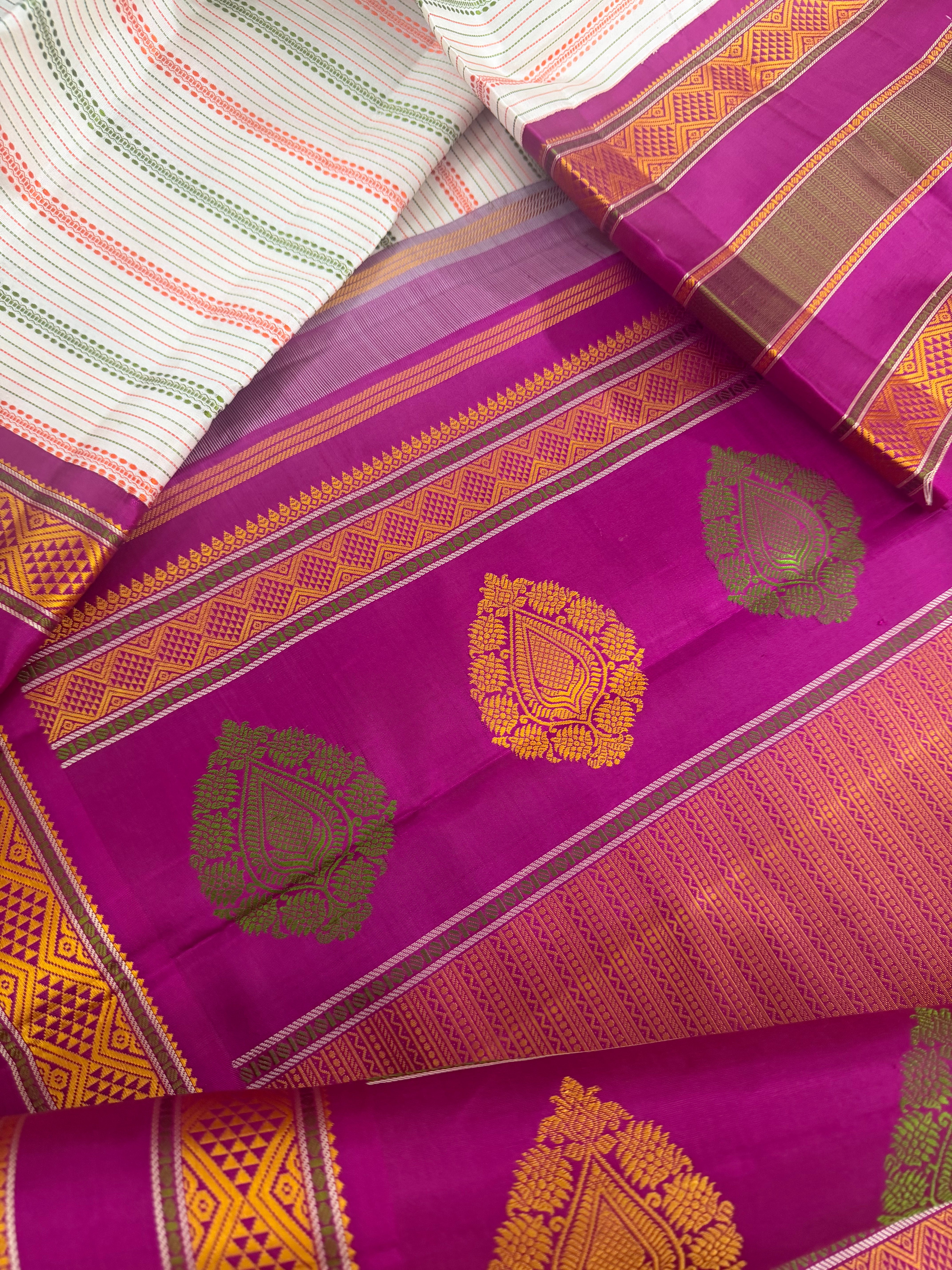 No Zari Korvai Kanjivaram Silk (Offwhite)