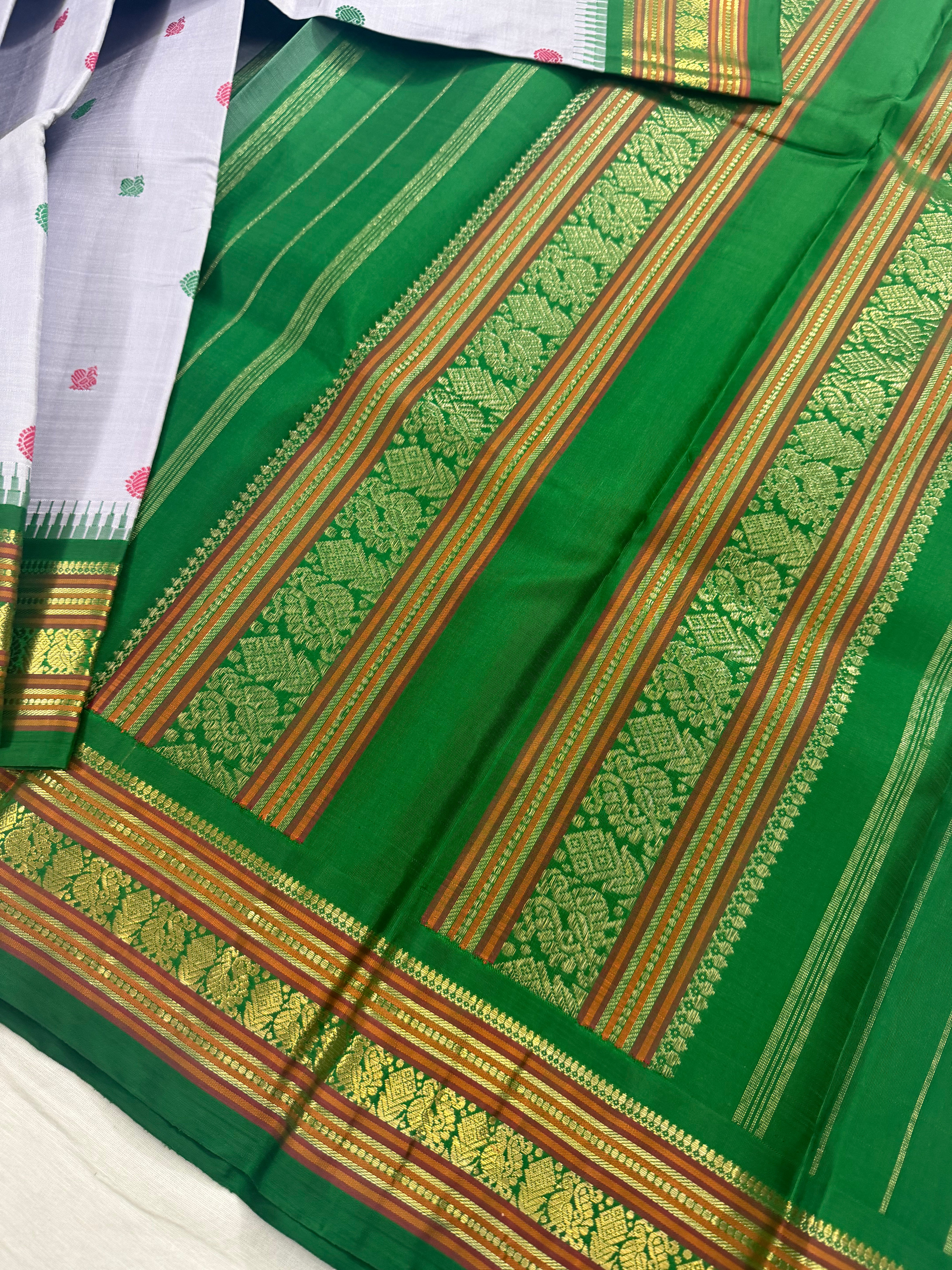 Korvai Kanjivaram Silk with silken motifs