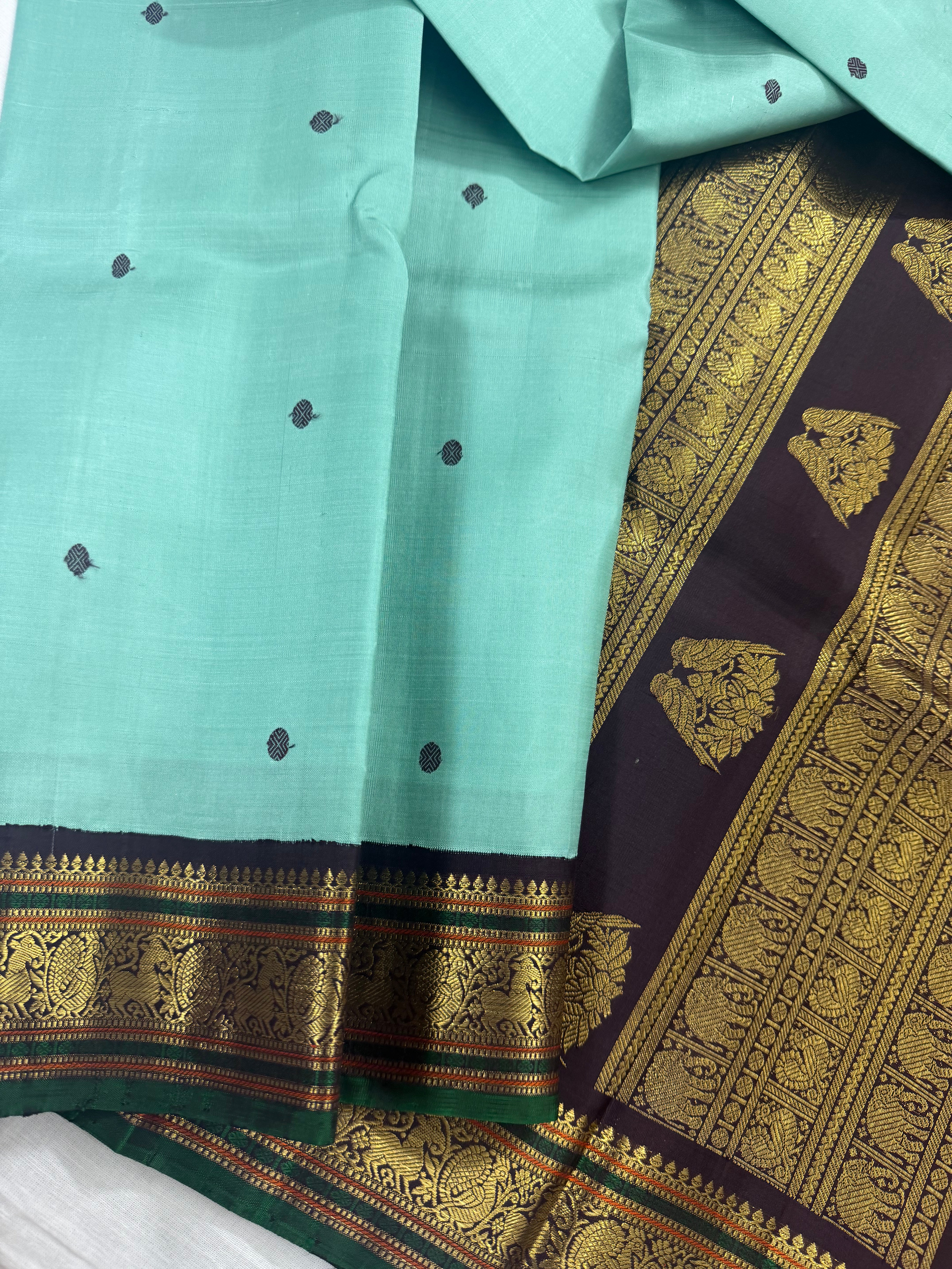 Korvai Kanjivaram Silk with silken motifs