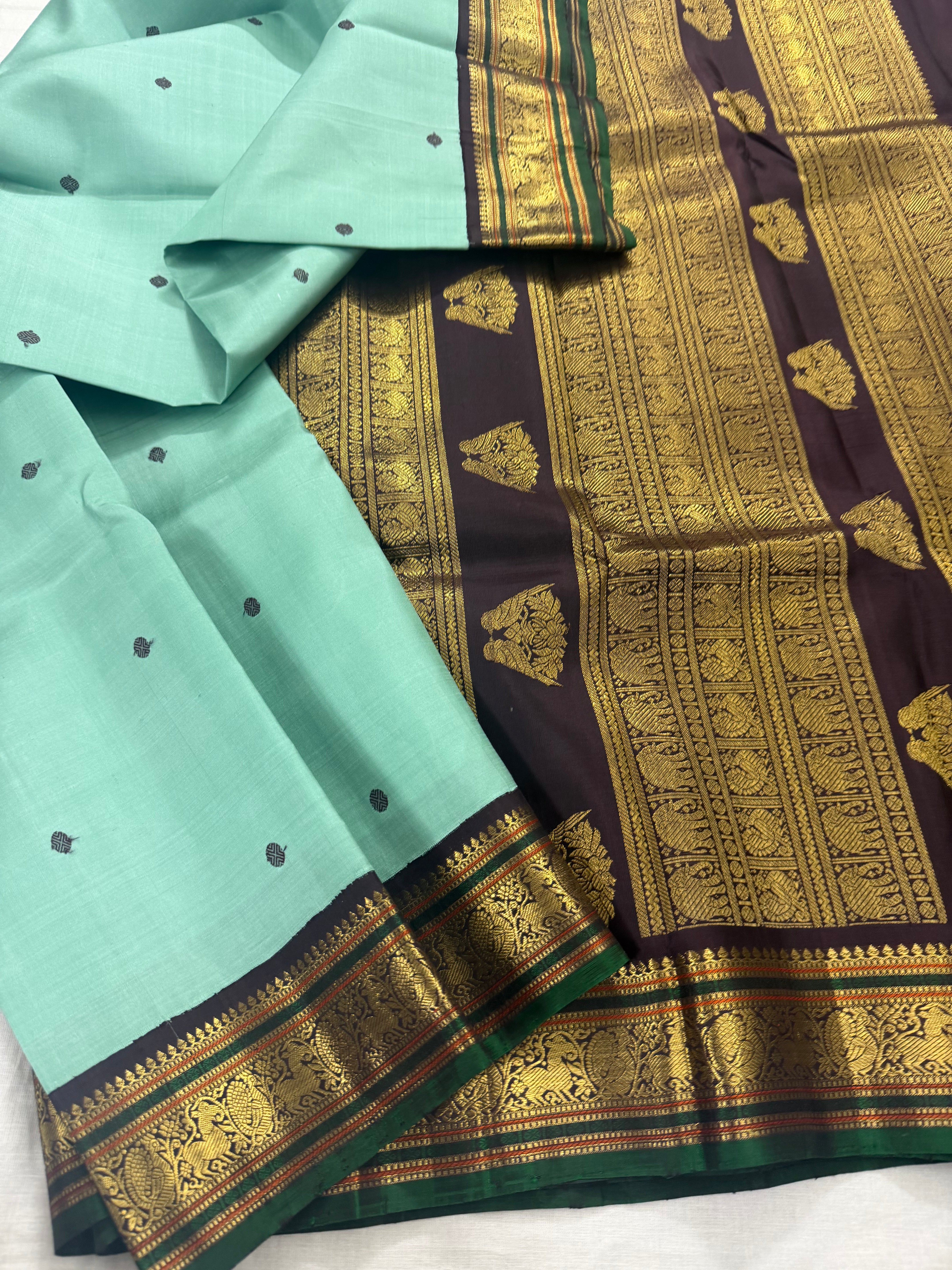 Korvai Kanjivaram Silk with silken motifs