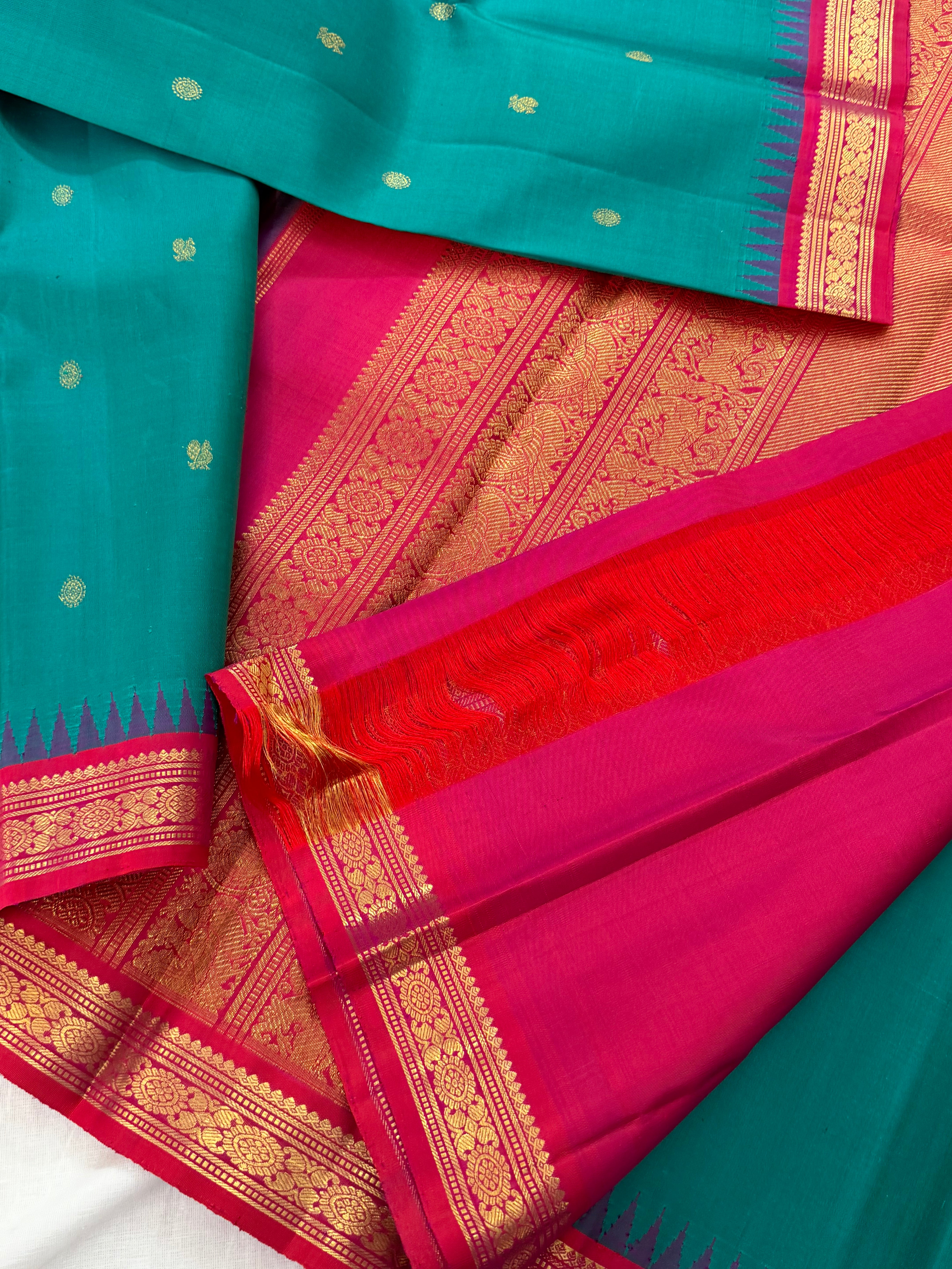 Maathey : Small border Korvai Kanjivaram Silk