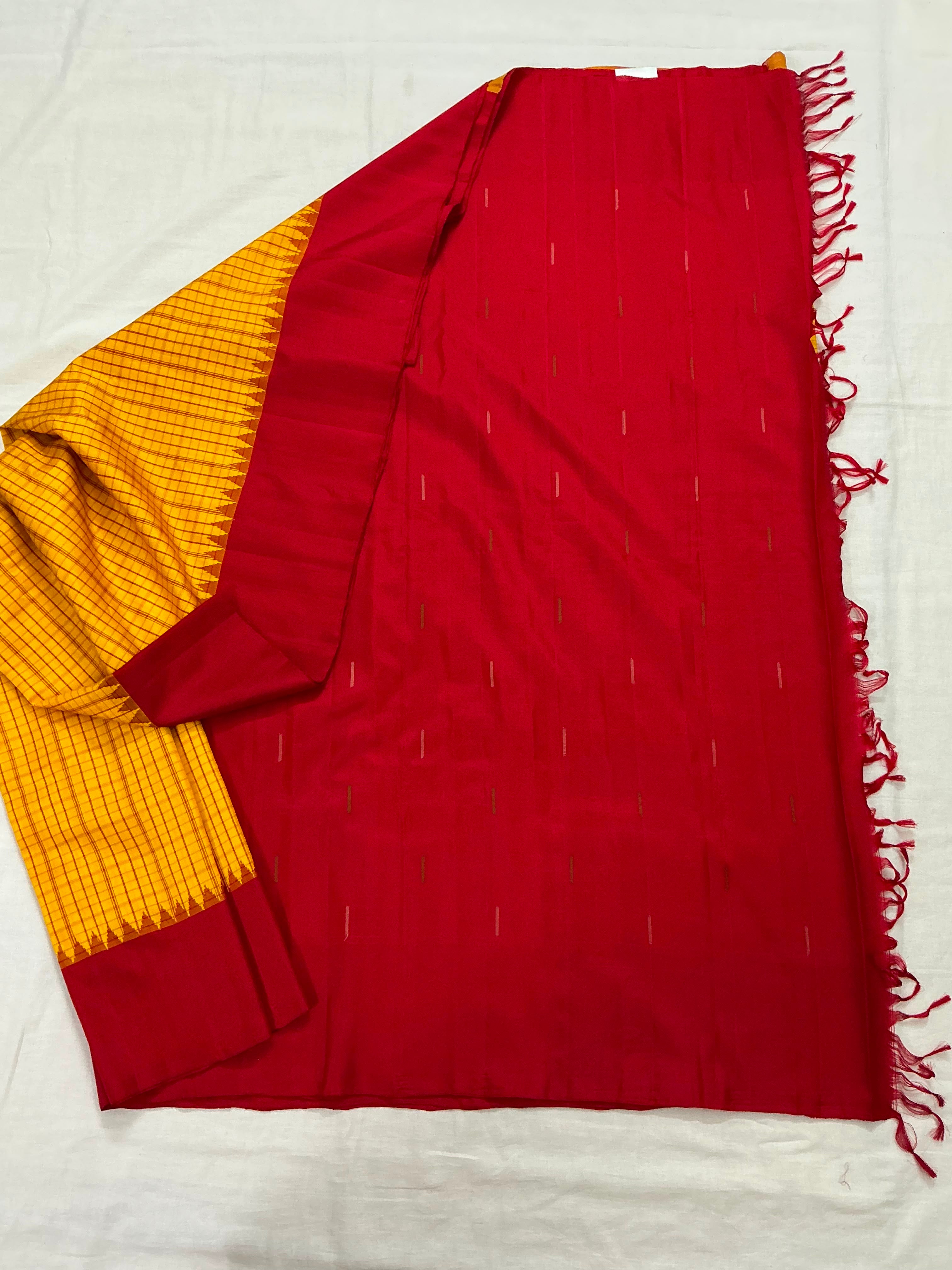 Kuttu Gadwal Silk