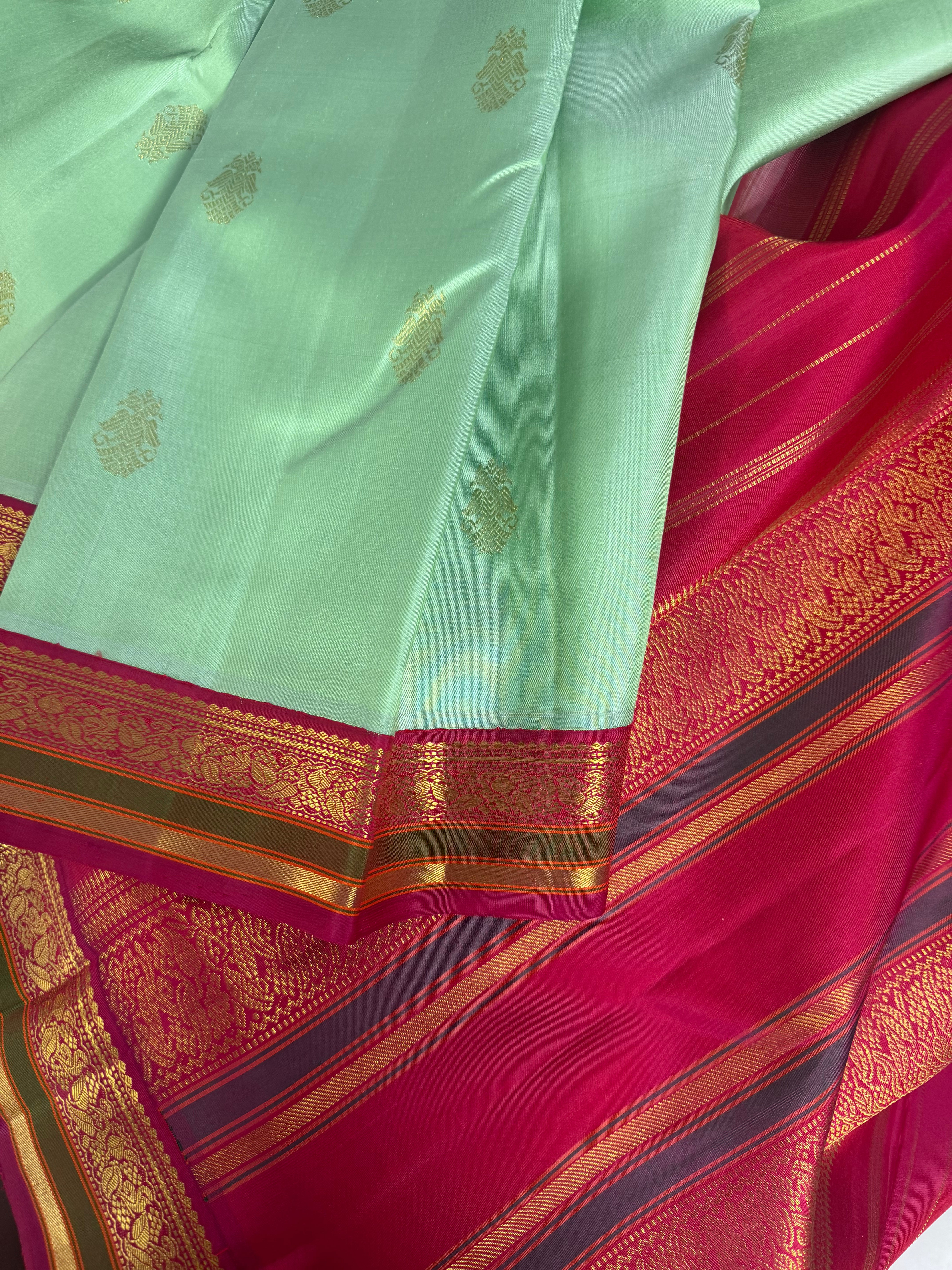 Maathey : Small border Korvai Kanjivaram Silk