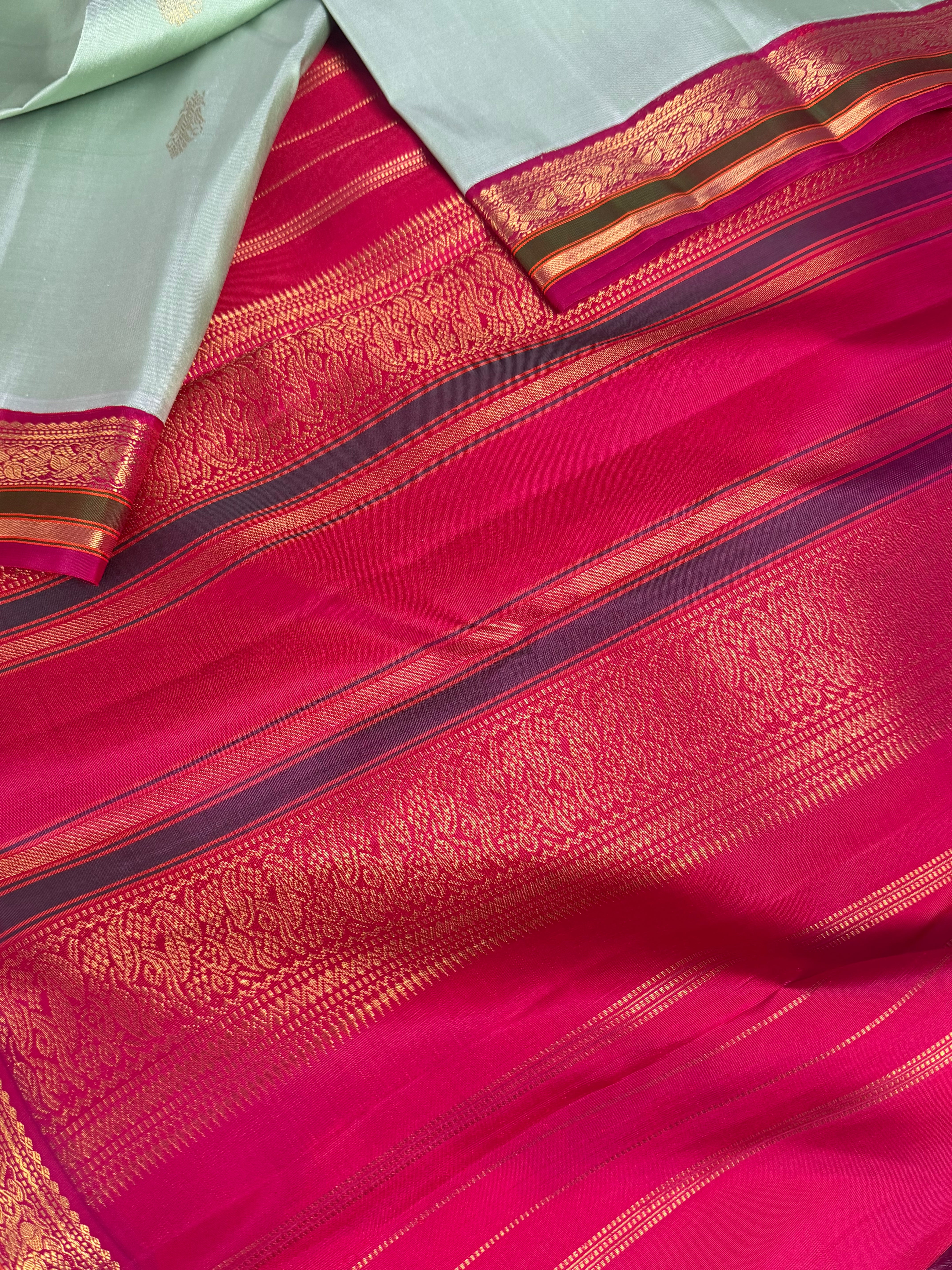 Maathey : Small border Korvai Kanjivaram Silk