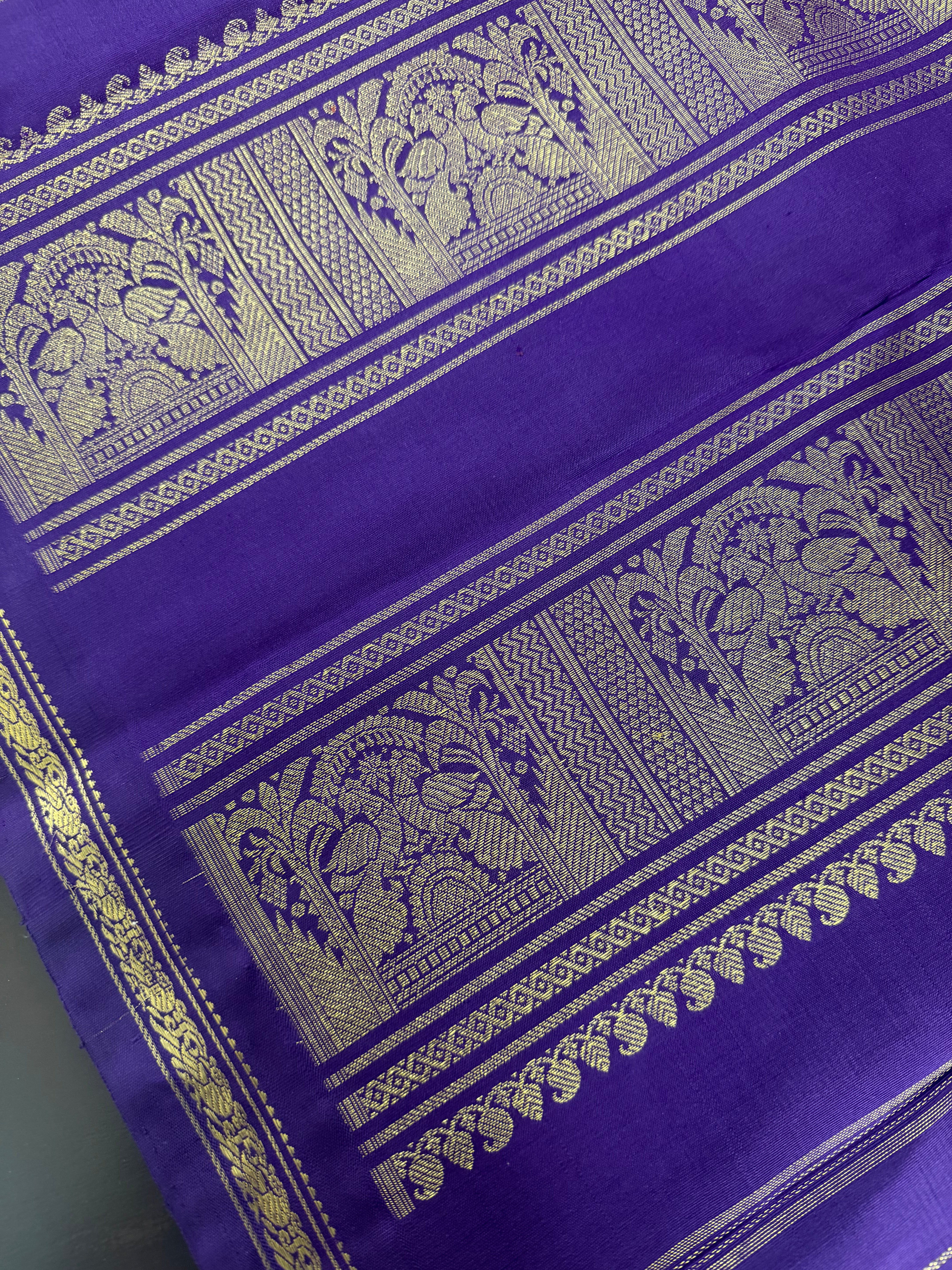 Maathey : Small border Korvai Kanjivaram Silk