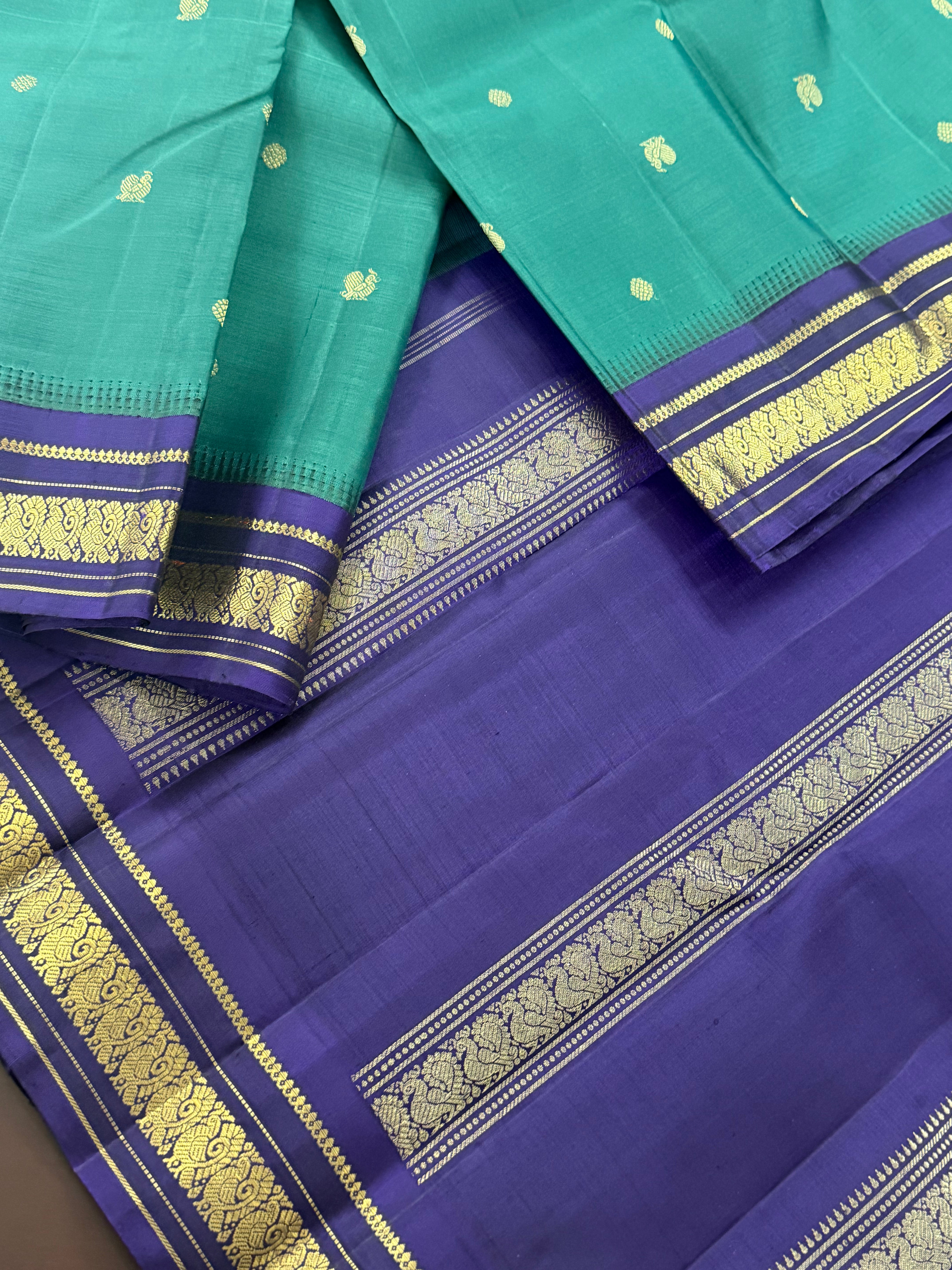 Maathey : Small border Korvai Kanjivaram Silk
