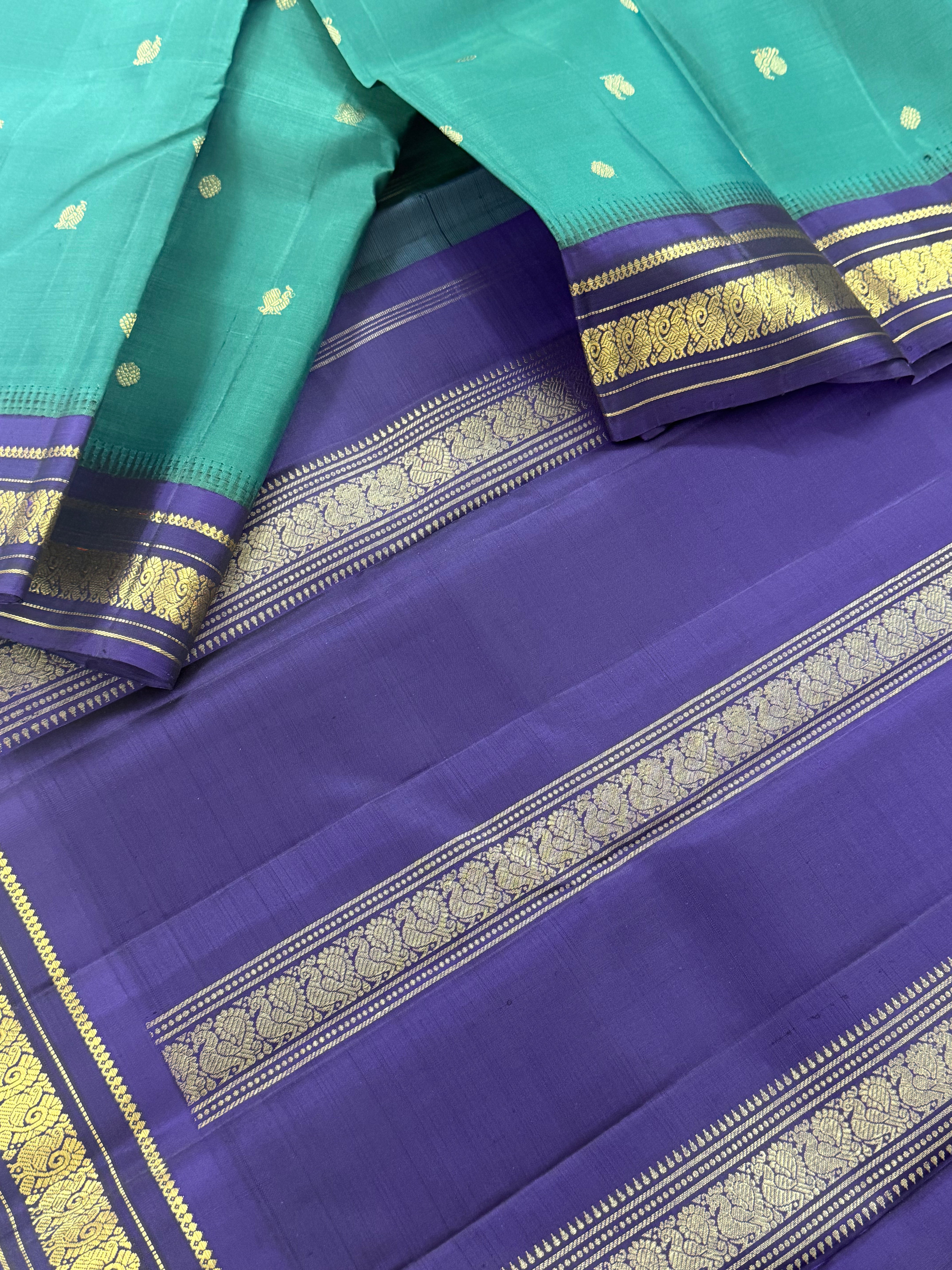 Maathey : Small border Korvai Kanjivaram Silk