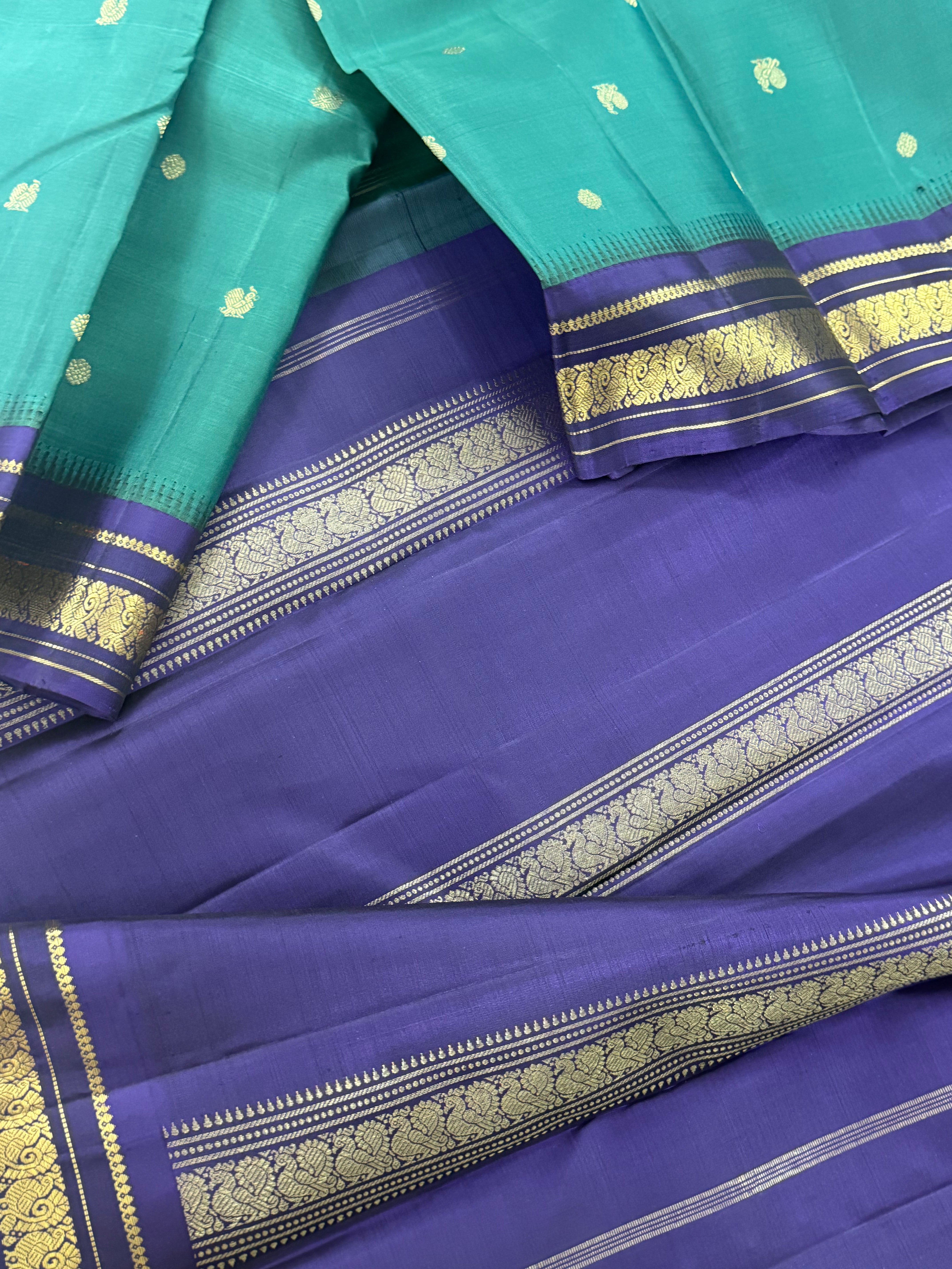 Maathey : Small border Korvai Kanjivaram Silk