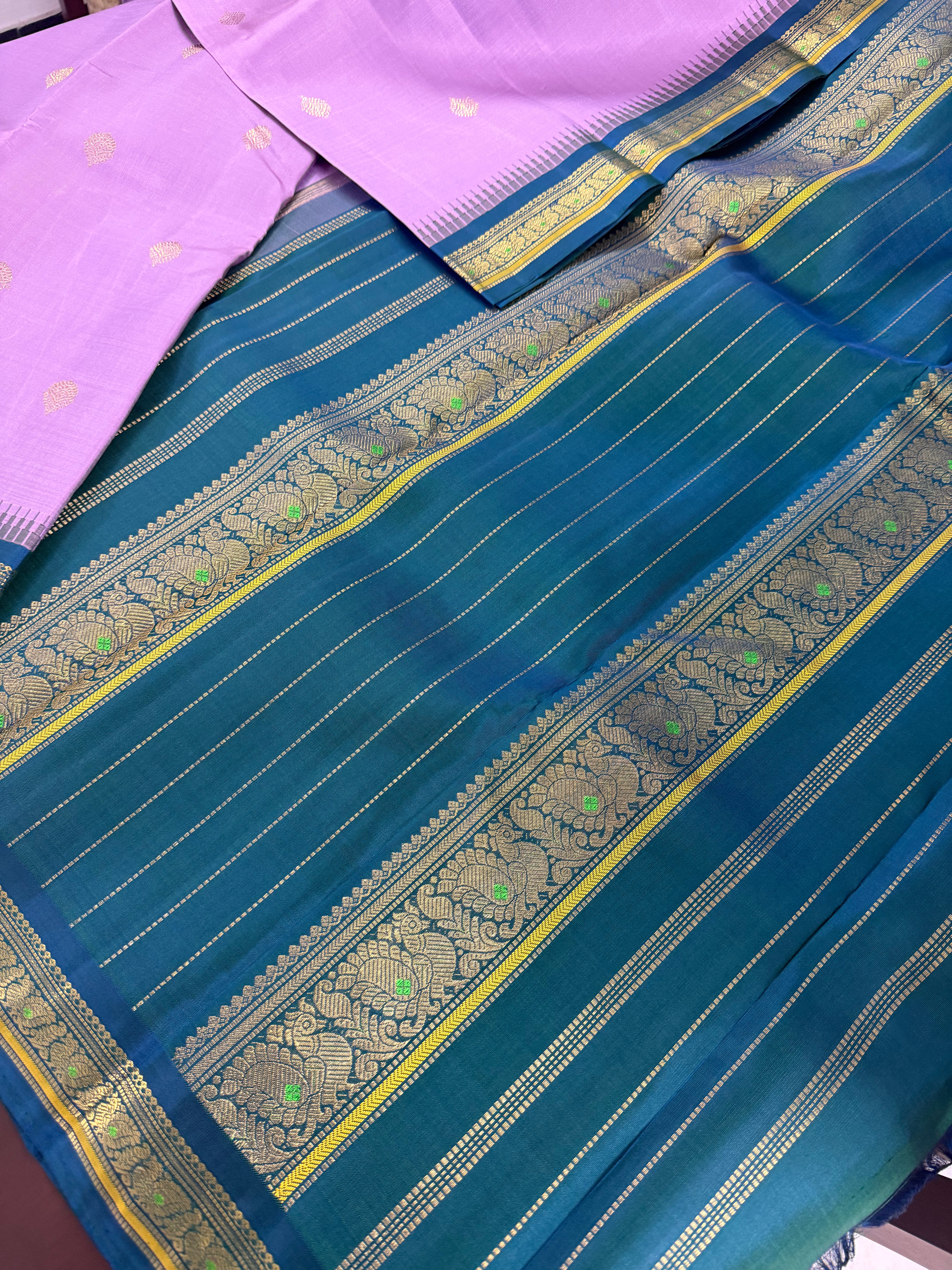 Maathey : Small border Korvai Kanjivaram Silk