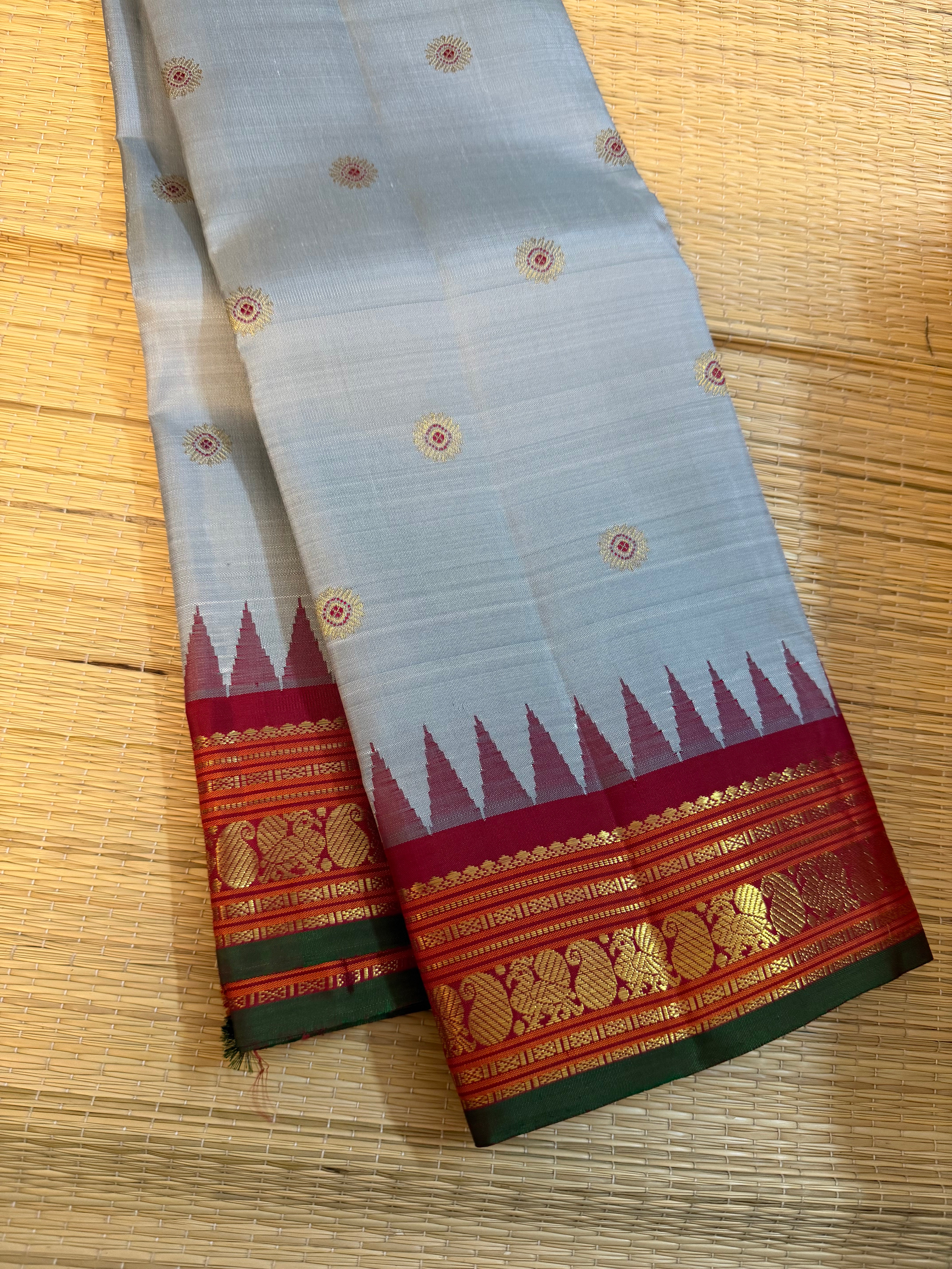 MYTHILI : Vintage Inspired Korvai Kanjivaram (Powder blue Grey)