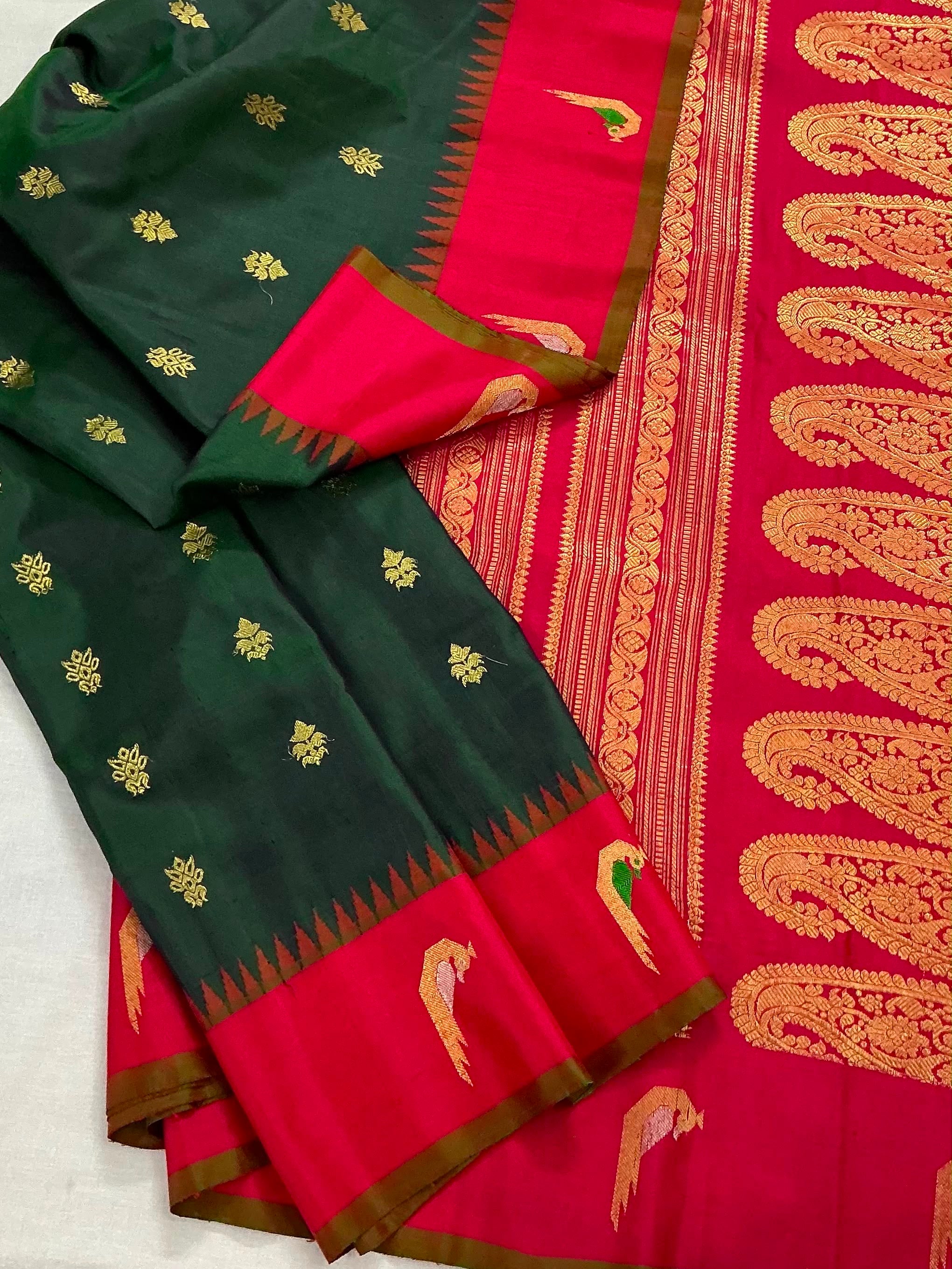 Kuttu Gadwal Silk