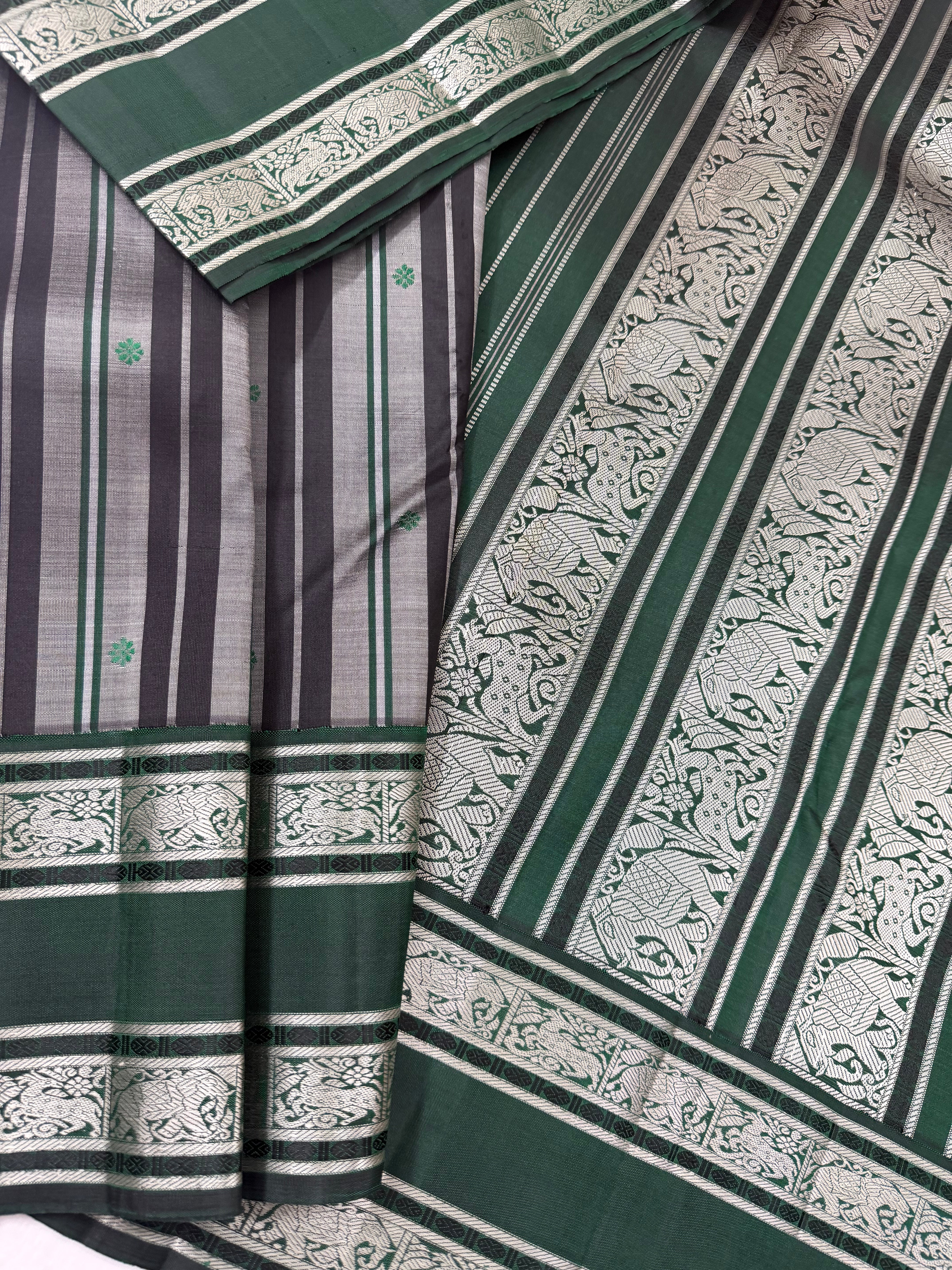 No Zari Korvai Kanjivaram Silk : VINTAGE INSPIRED