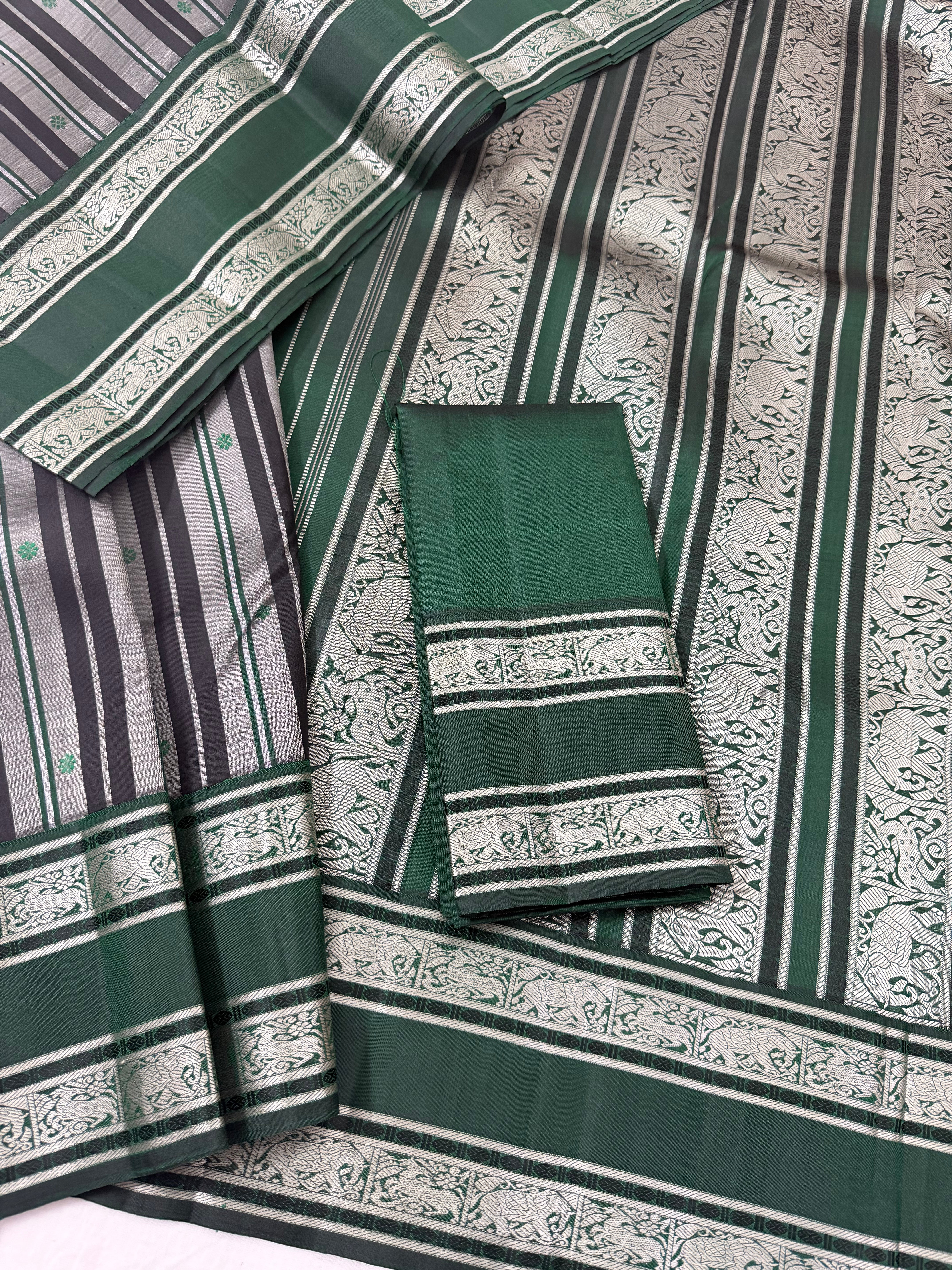 No Zari Korvai Kanjivaram Silk : VINTAGE INSPIRED