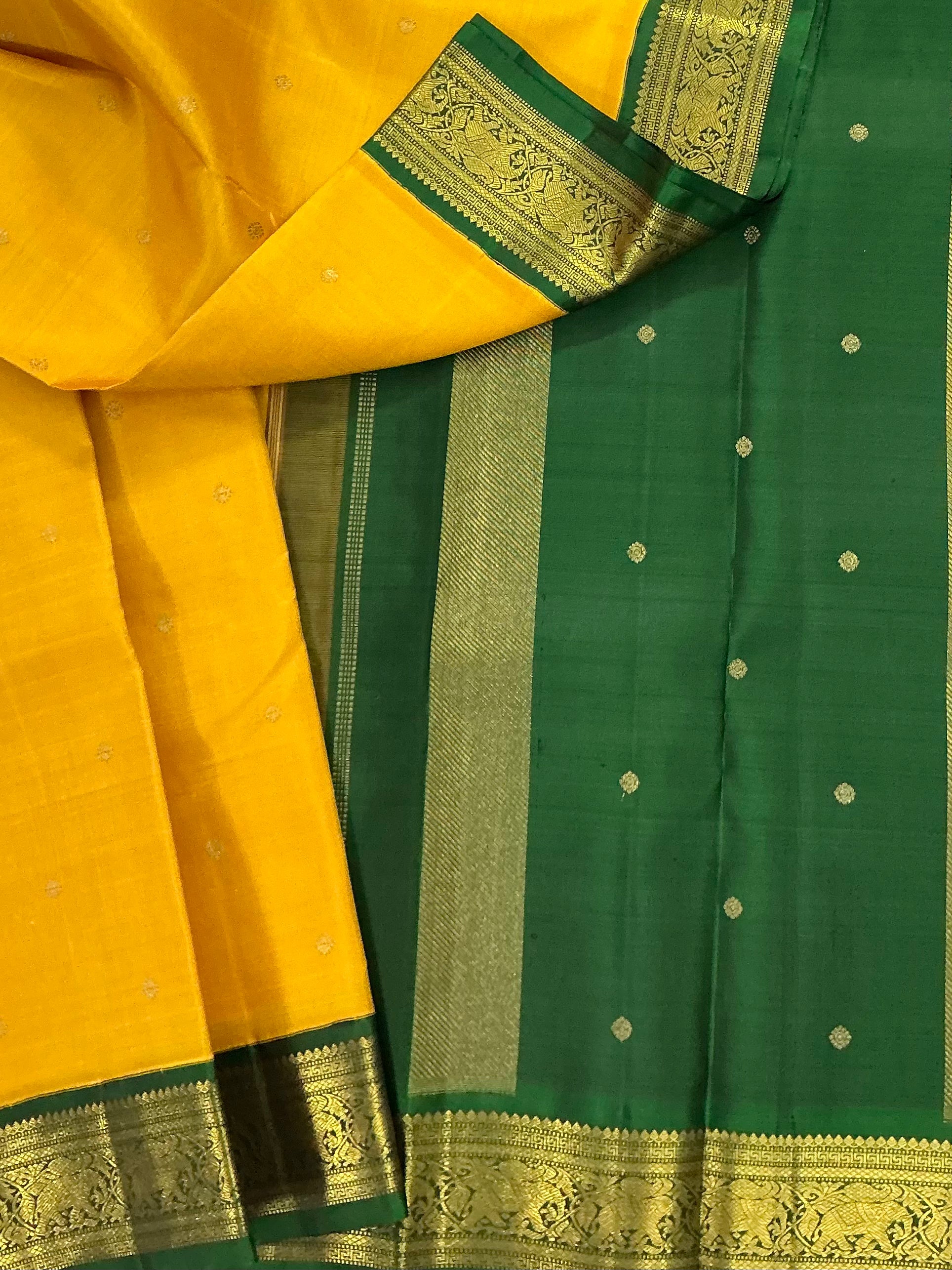 MYTHILI : Vintage Korvai Kanjivaram (Mango Yellow and Green)