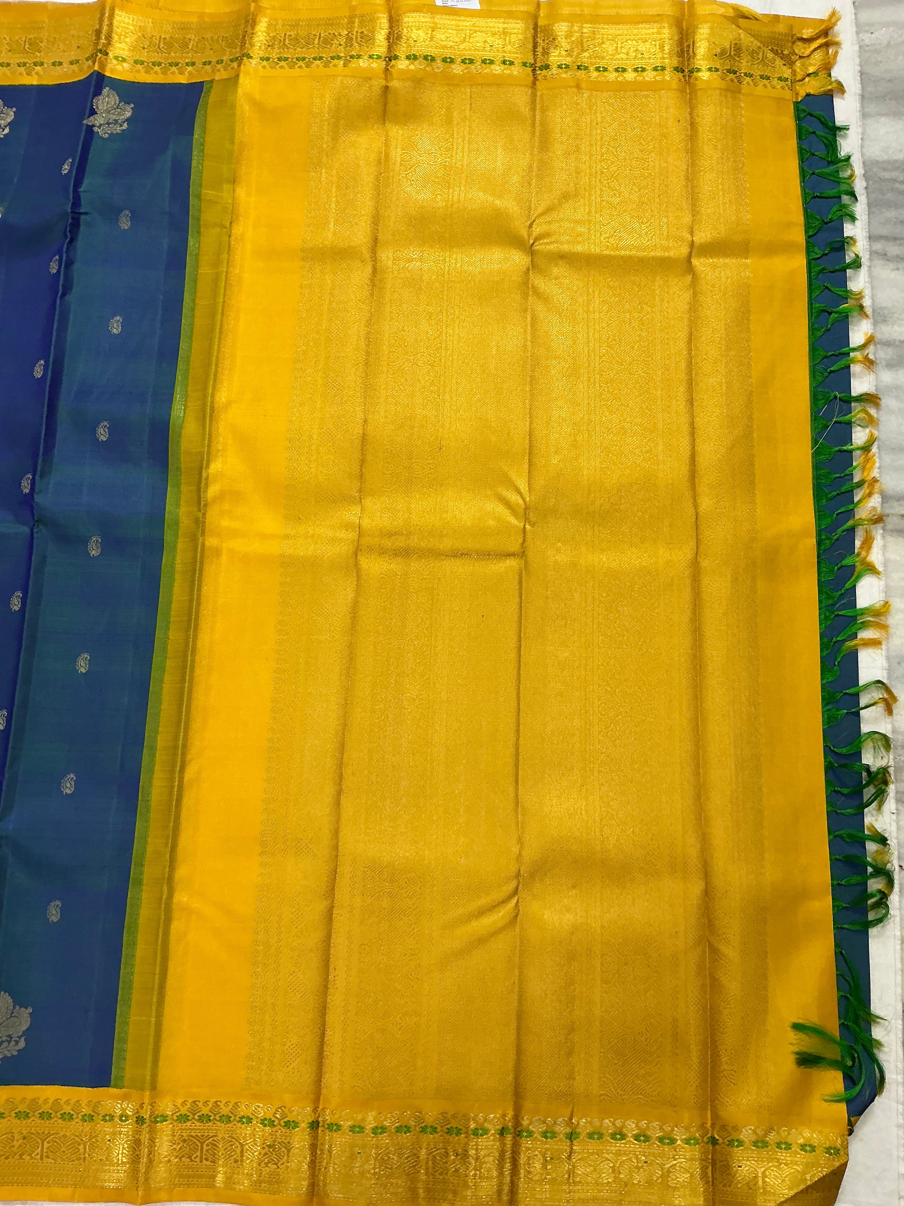 MYTHILI : Vintage Korvai Kanjivaram (Peacock blue & Beetu Butta)