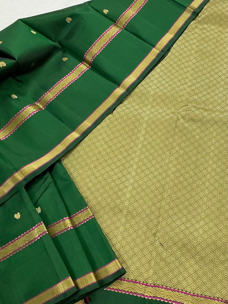 No Zari Kanjivaram Silk : Green