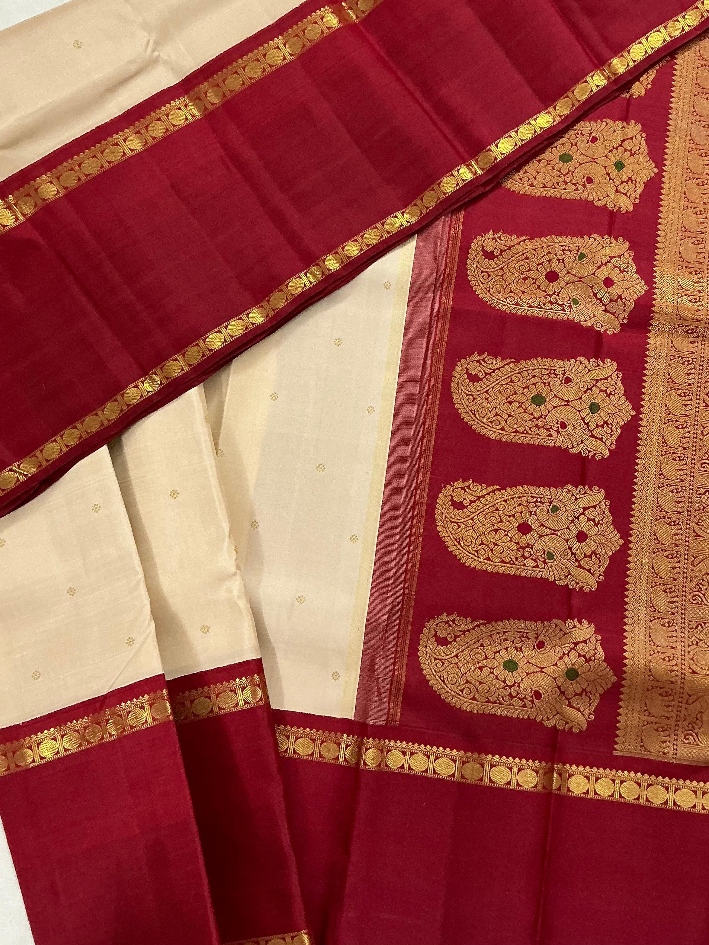 MYTHILI : Korvai Kanjivaram Silk