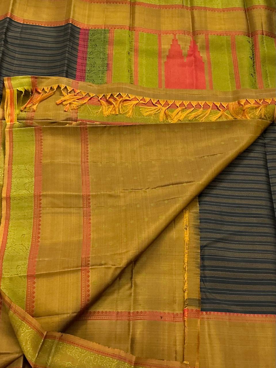 No Zari Kanjivaram Silk :Black and Olive