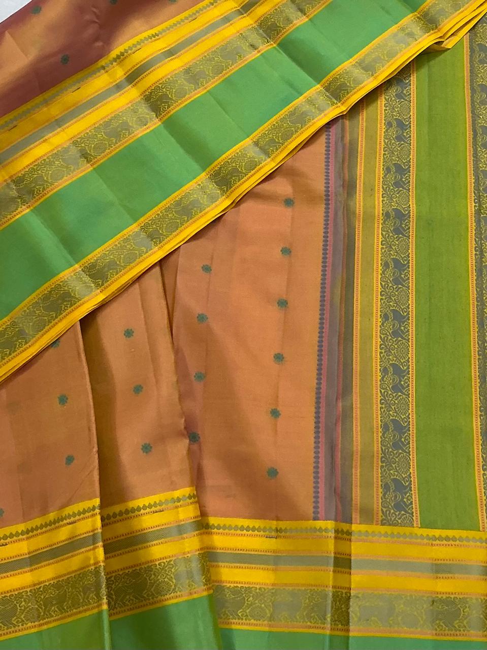 No Zari Kanjivaram Soft Silk : Peach Rust & Sampanga